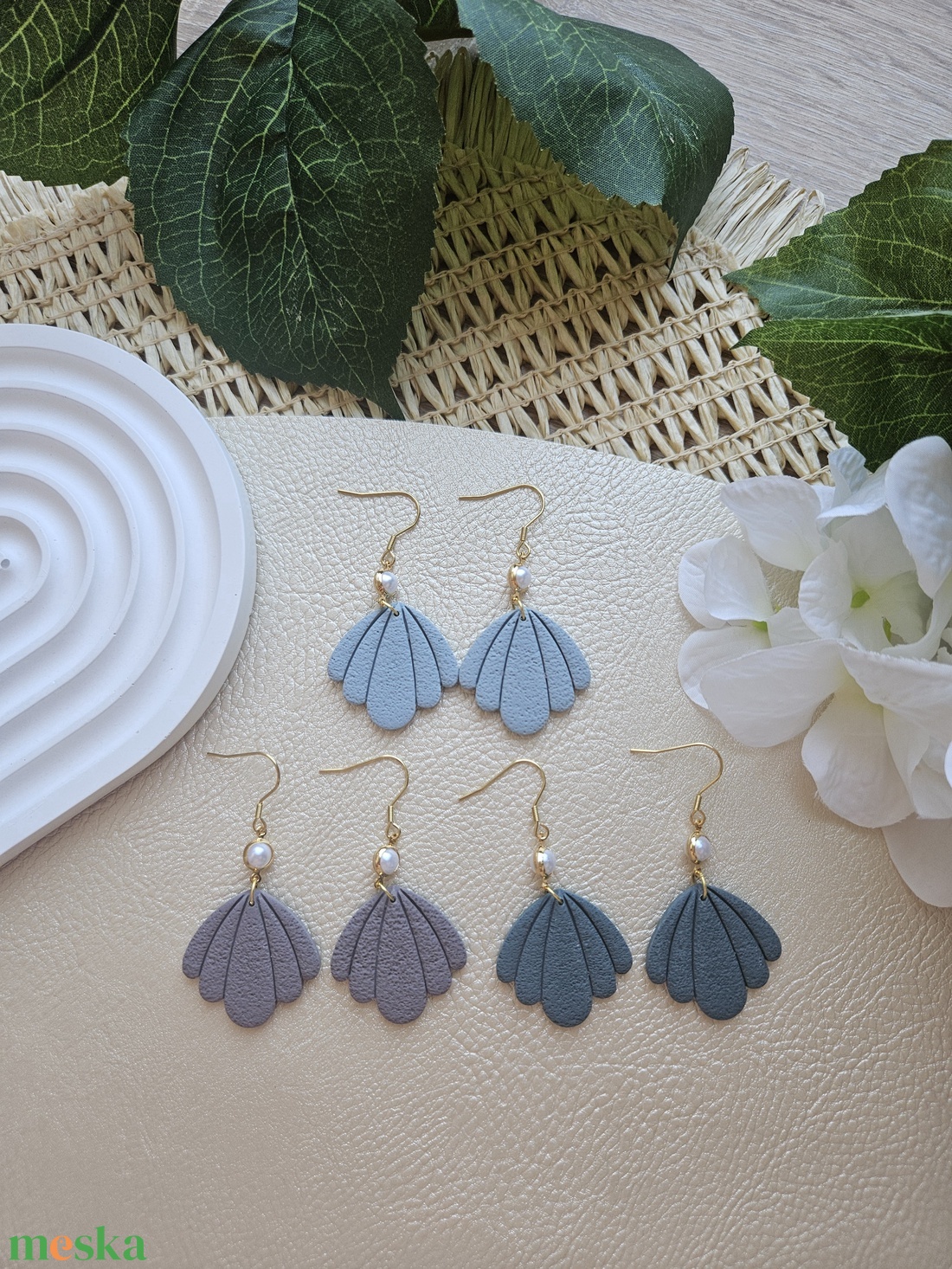 NORA fülbevaló (PEARL) - ékszer - fülbevaló - lógó fülbevaló - Meska.hu