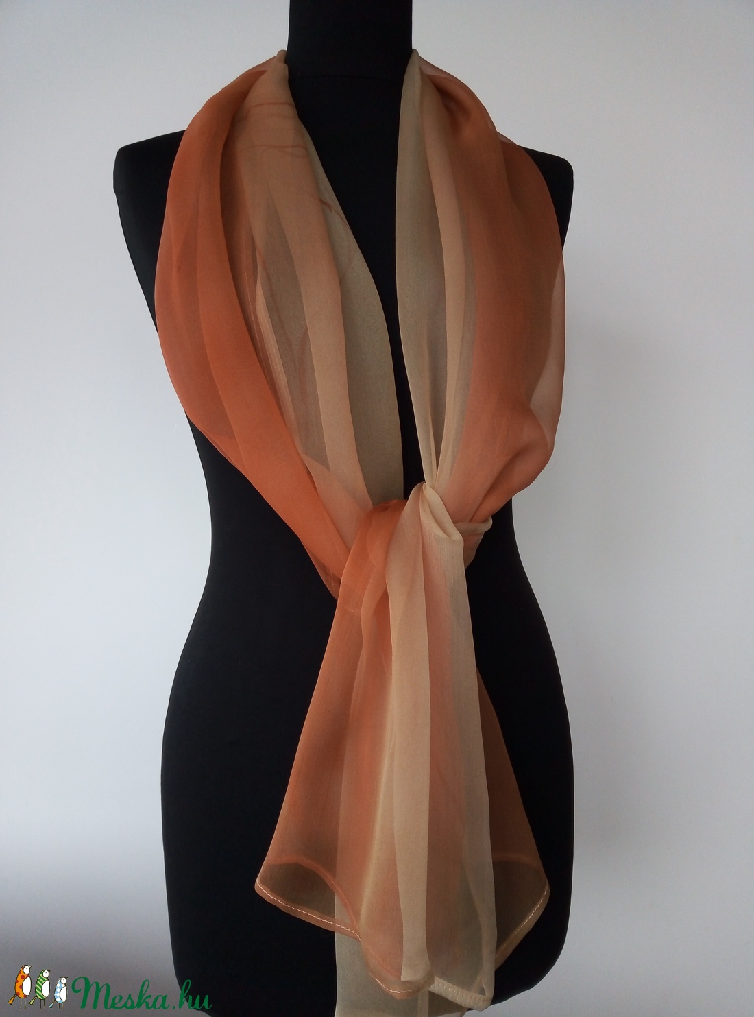 Kézi festésű rozsda és homok árnyalatú hernyóselyem-chiffon sál (44x180cm ) -  - Meska.hu