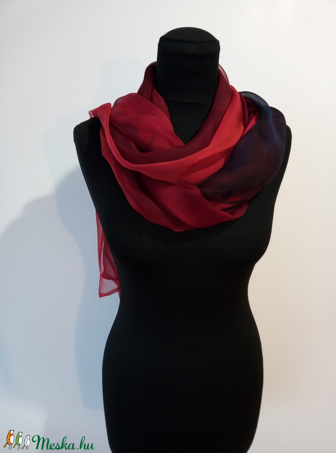 Nagy méretű bordó-vörös-fekete árnyalatú chiffon szövésű,  könnyed selyem stóla  (180x90cm) - ruha & divat - sál, sapka, kendő - sál - Meska.hu