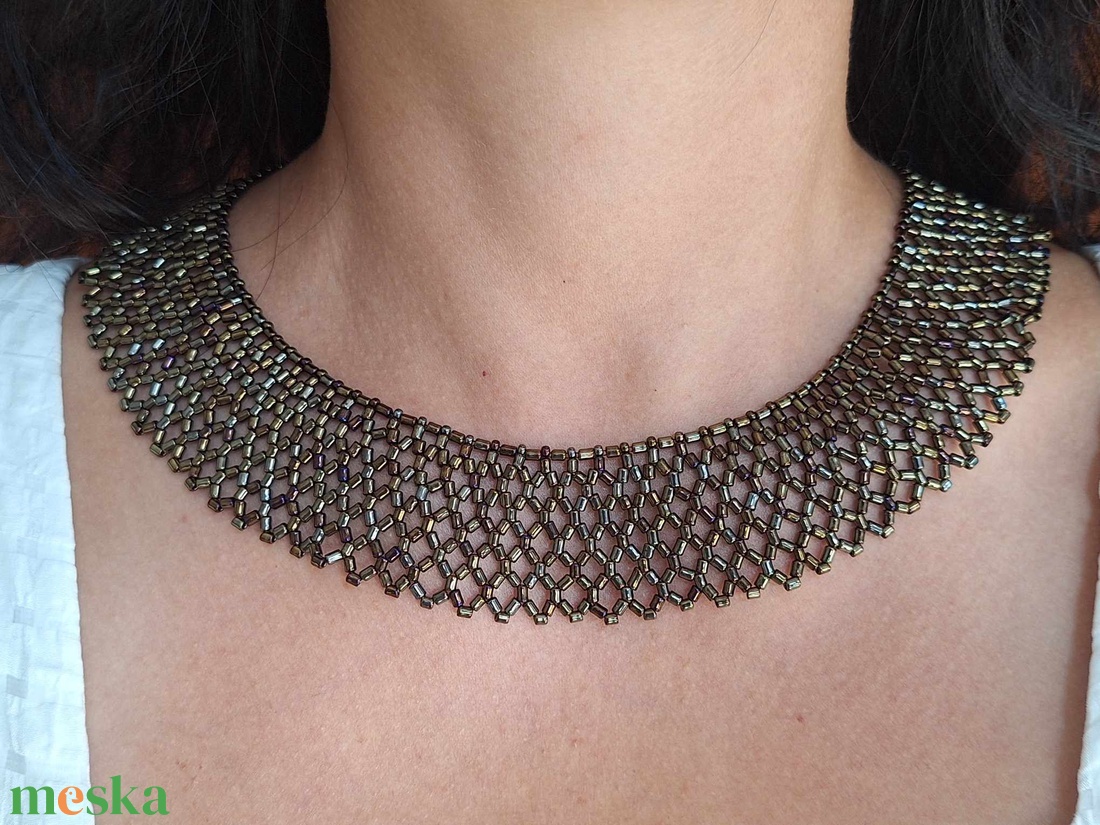 Cserbeli (irizáló bronz) - ékszer - nyaklánc - gyöngyös nyaklánc - Meska.hu Cserbeli (irizáló bronz) - ékszer - nyaklánc - gyöngyös nyaklánc - Meska.hu