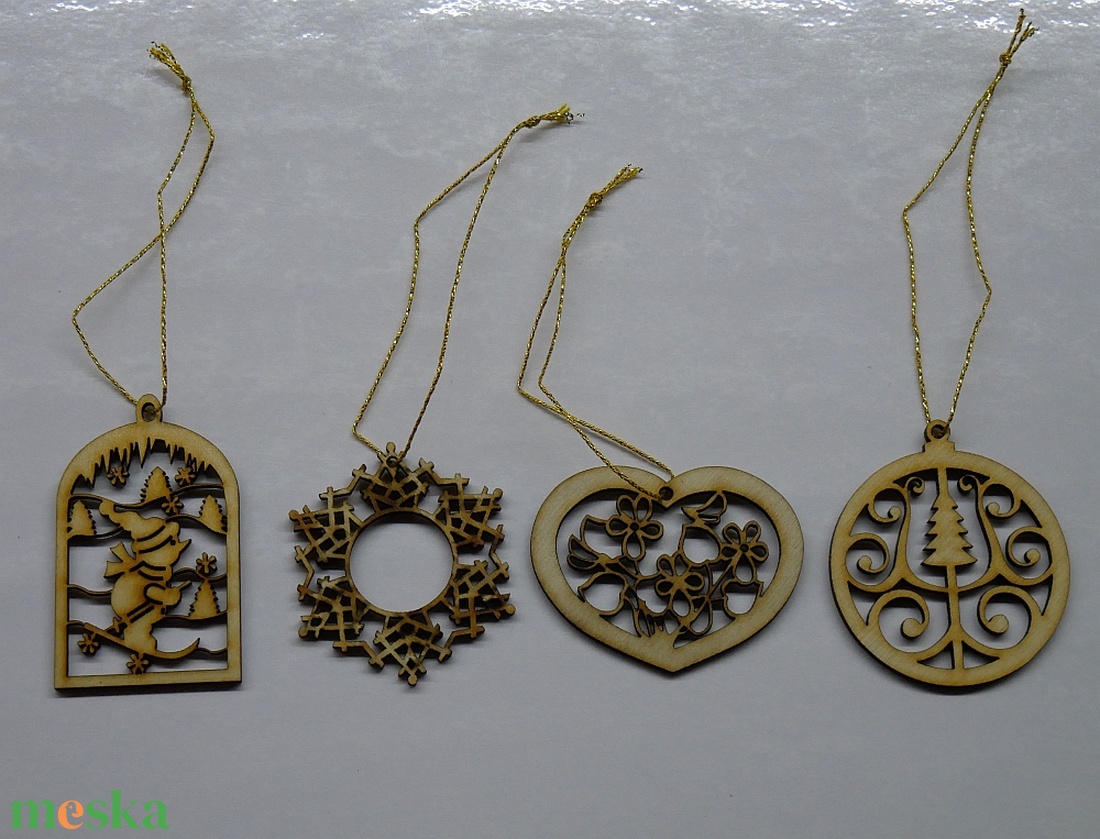 Karácsonyfadísz szett 12.    (4 db natúr fa dísz) - karácsony - karácsonyi lakásdekoráció - karácsonyfadíszek - Meska.hu Karácsonyfadísz szett 12.    (4 db natúr fa dísz) - karácsony - karácsonyi lakásdekoráció - karácsonyfadíszek - Meska.hu