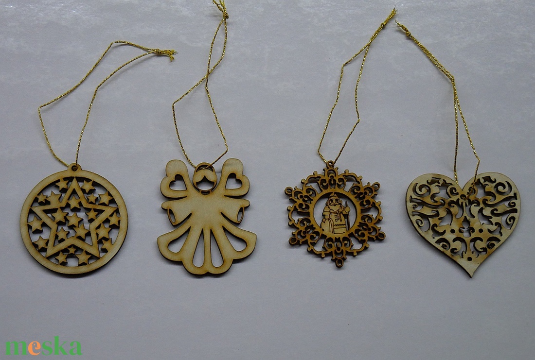 Karácsonyfadísz szett 8.    (4 db natúr fa dísz) - karácsony - karácsonyi lakásdekoráció - karácsonyfadíszek - Meska.hu