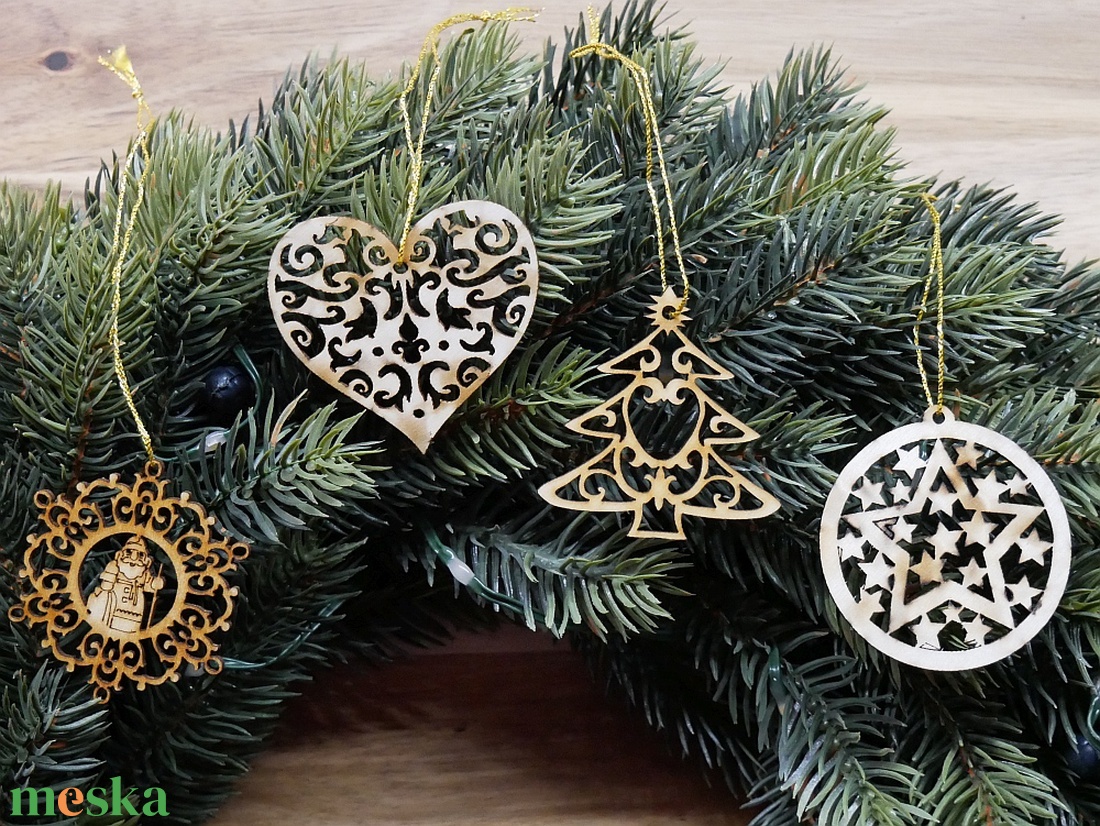 Karácsonyfadísz szett 7.    (4 db natúr fa dísz) - karácsony - karácsonyi lakásdekoráció - karácsonyfadíszek - Meska.hu Karácsonyfadísz szett 7.    (4 db natúr fa dísz) - karácsony - karácsonyi lakásdekoráció - karácsonyfadíszek - Meska.hu