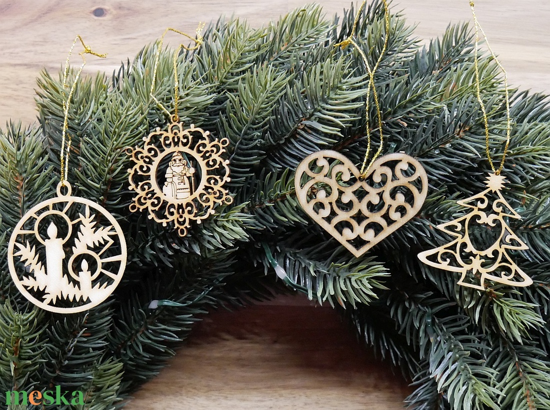 Karácsonyfadísz szett 6.    (4 db natúr fa dísz) - karácsony - karácsonyi lakásdekoráció - karácsonyfadíszek - Meska.hu Karácsonyfadísz szett 6.    (4 db natúr fa dísz) - karácsony - karácsonyi lakásdekoráció - karácsonyfadíszek - Meska.hu