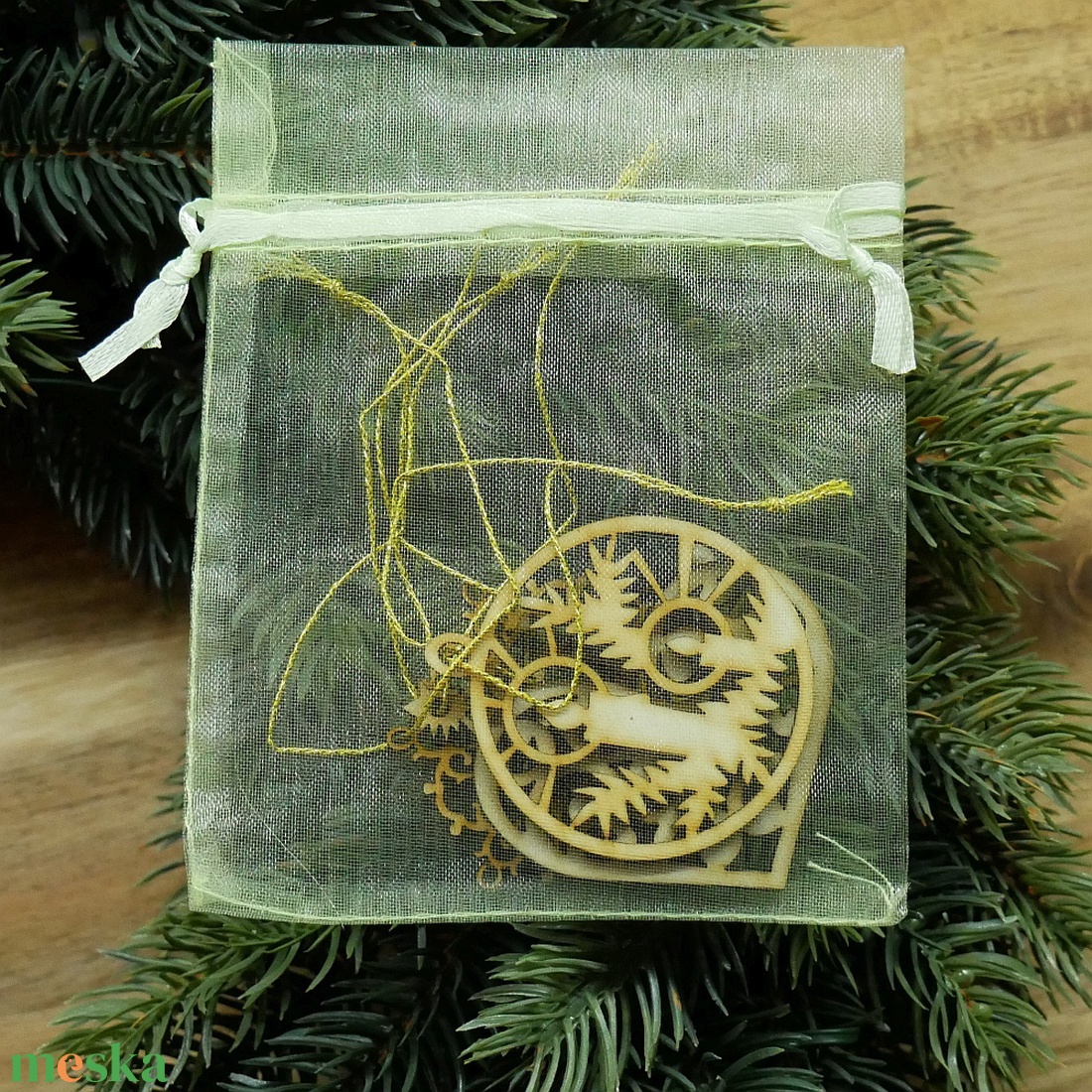 Karácsonyfadísz szett 4.    (4 db natúr fa dísz) - karácsony - karácsonyi lakásdekoráció - karácsonyfadíszek - Meska.hu Karácsonyfadísz szett 4.    (4 db natúr fa dísz) - karácsony - karácsonyi lakásdekoráció - karácsonyfadíszek - Meska.hu