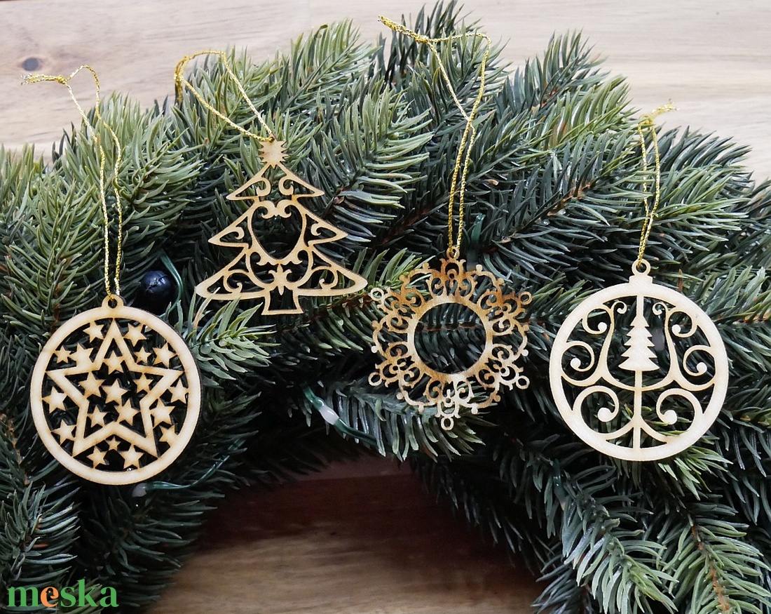 Karácsonyfadísz szett 2.    (4 db natúr fa dísz) - karácsony - karácsonyi lakásdekoráció - karácsonyfadíszek - Meska.hu