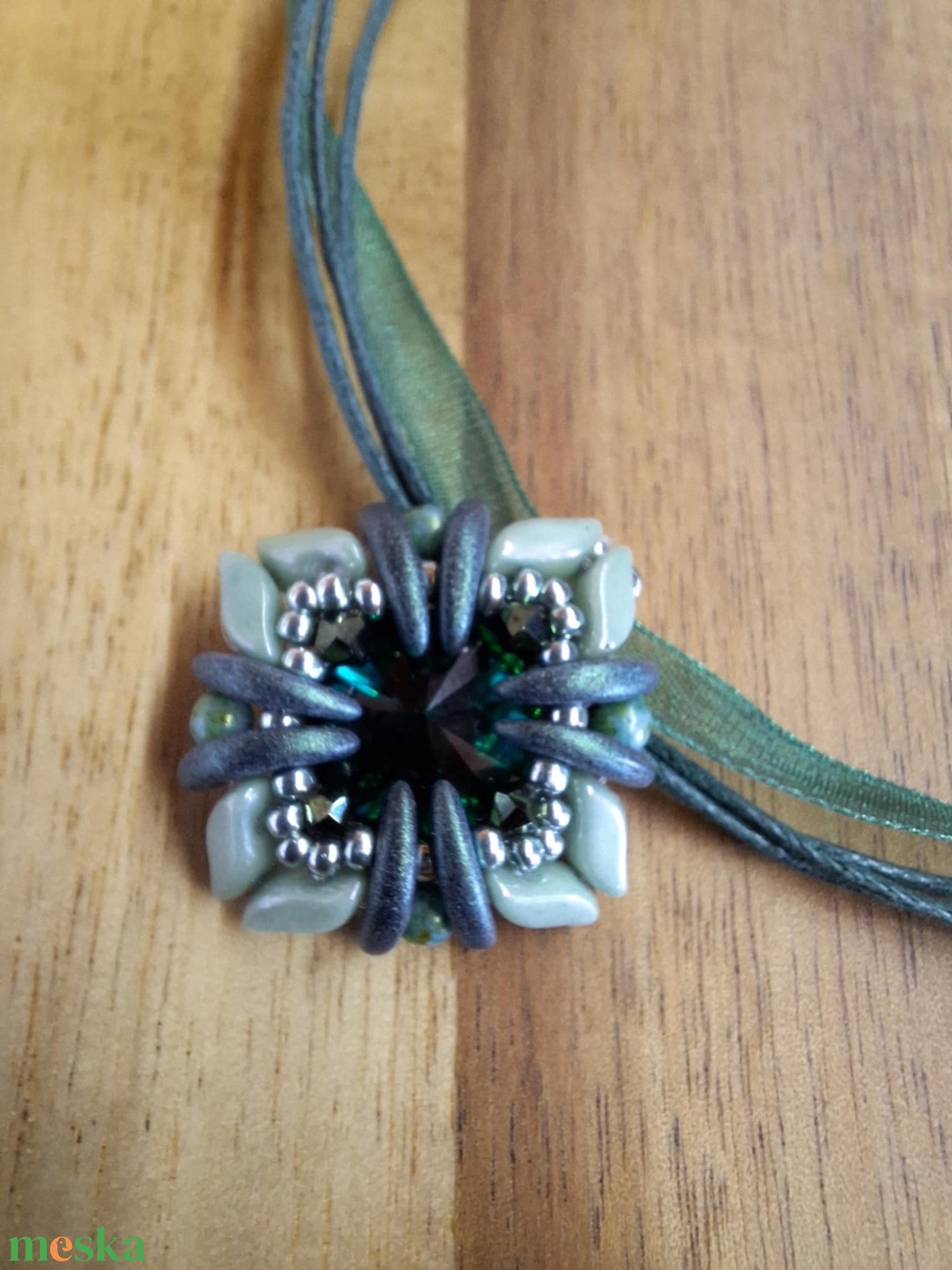 Négyzet medál (zöld) - ékszer - nyaklánc - medál - Meska.hu