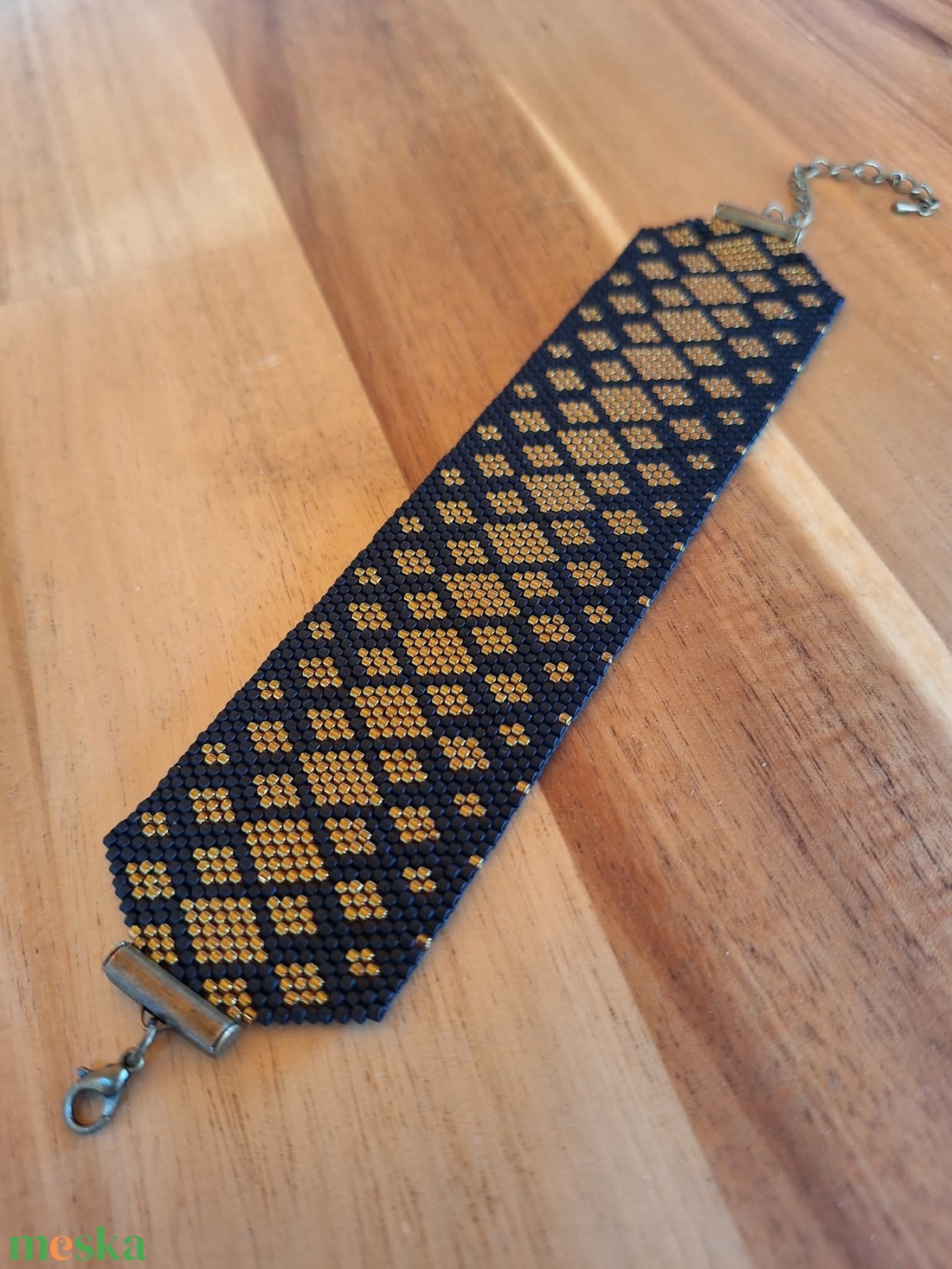 Elegáns peyote karkötő (fekete-bronz) - ékszer - karkötő - gyöngyös karkötő - Meska.hu