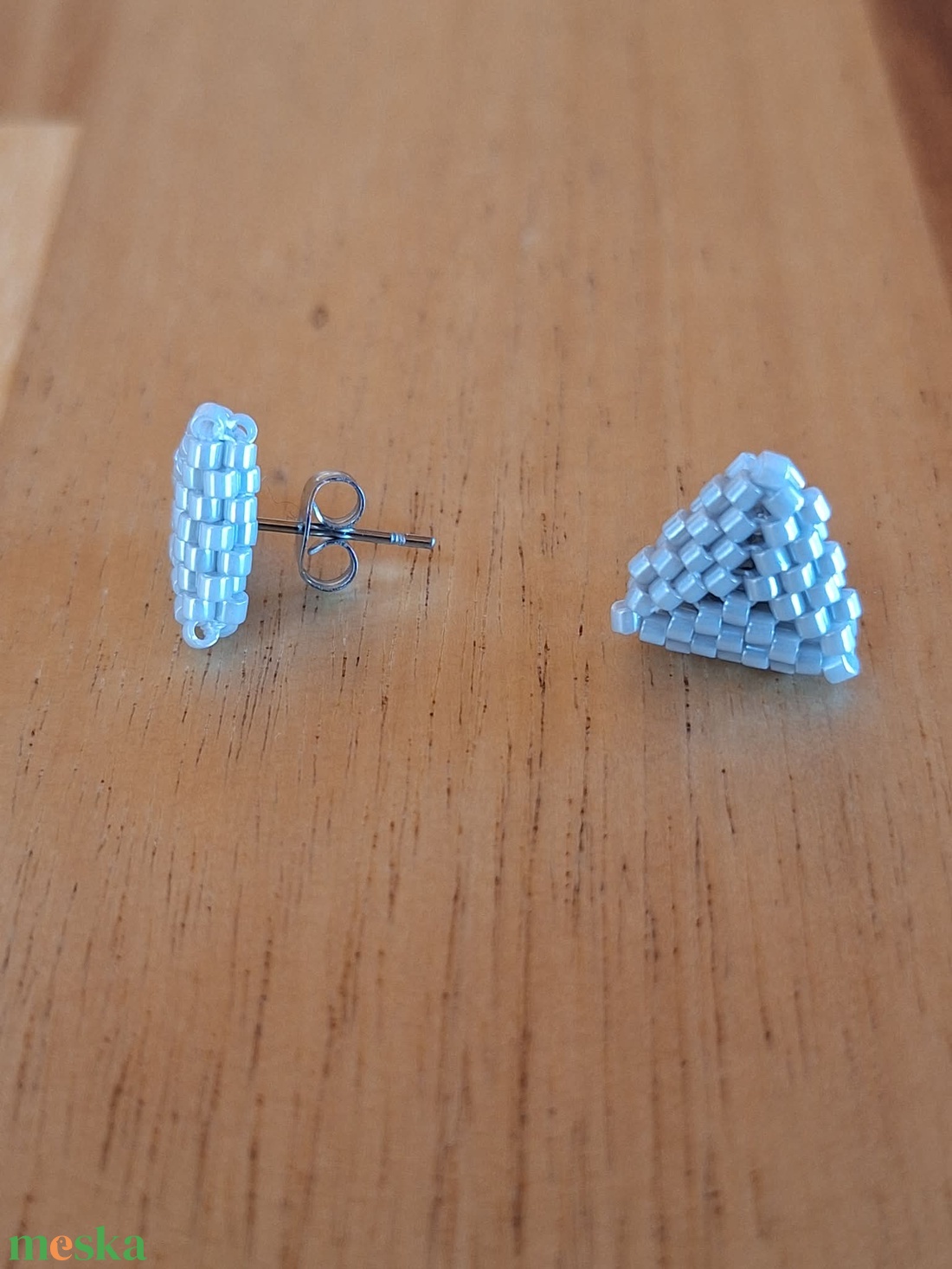 Ezüst szürke pötty - ékszer - fülbevaló - pötty fülbevaló - Meska.hu