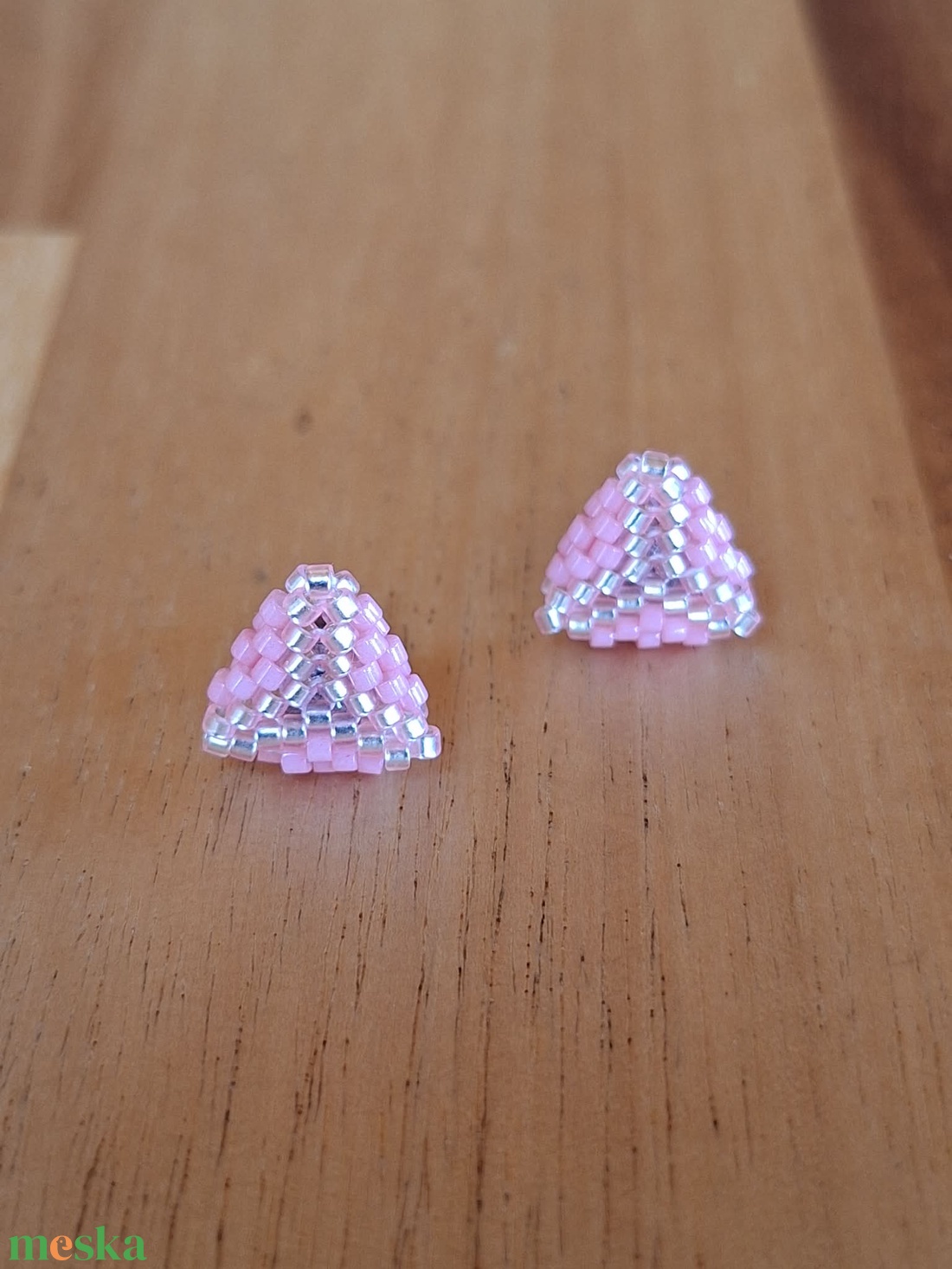 Rózsaszín szélforgó pötty - ékszer - fülbevaló - pötty fülbevaló - Meska.hu