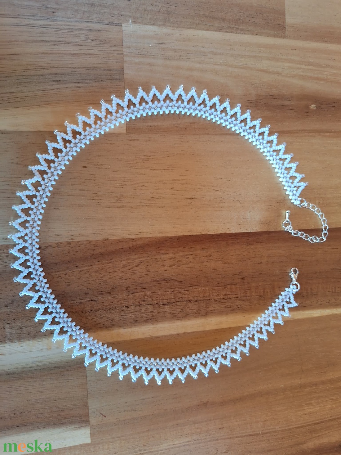 Cakkos gyöngyszalag (fehér) - ékszer - nyaklánc - nyakpánt, gallér - Meska.hu
