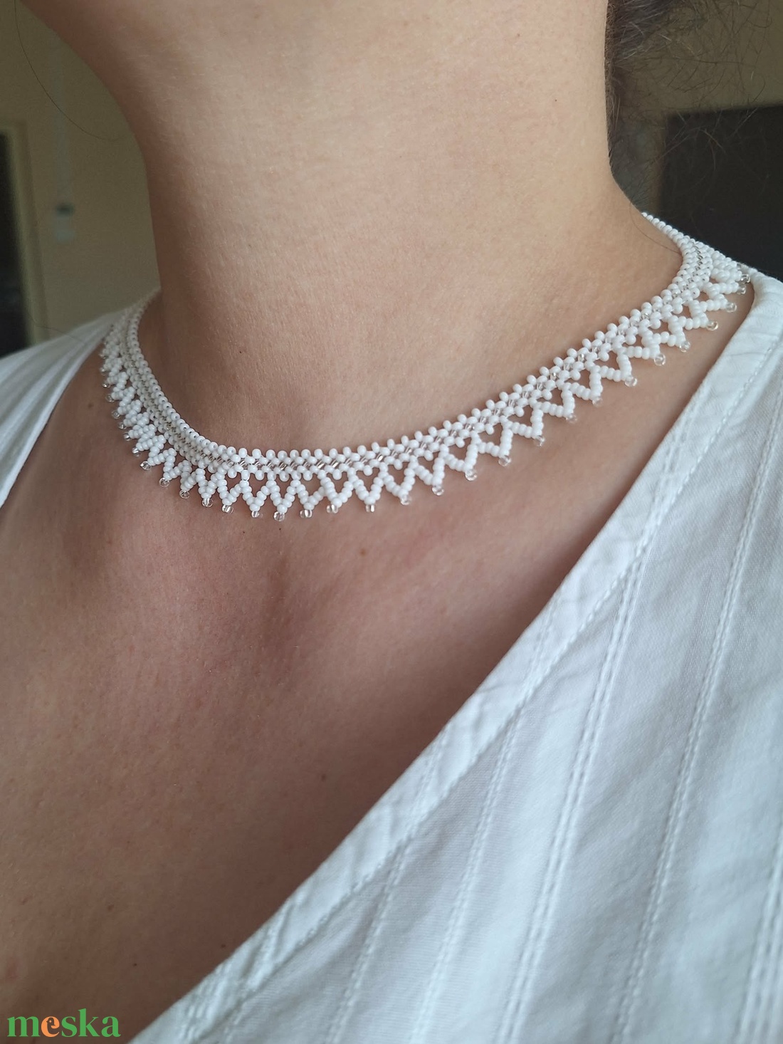Cakkos gyöngyszalag (fehér) - ékszer - nyaklánc - nyakpánt, gallér - Meska.hu