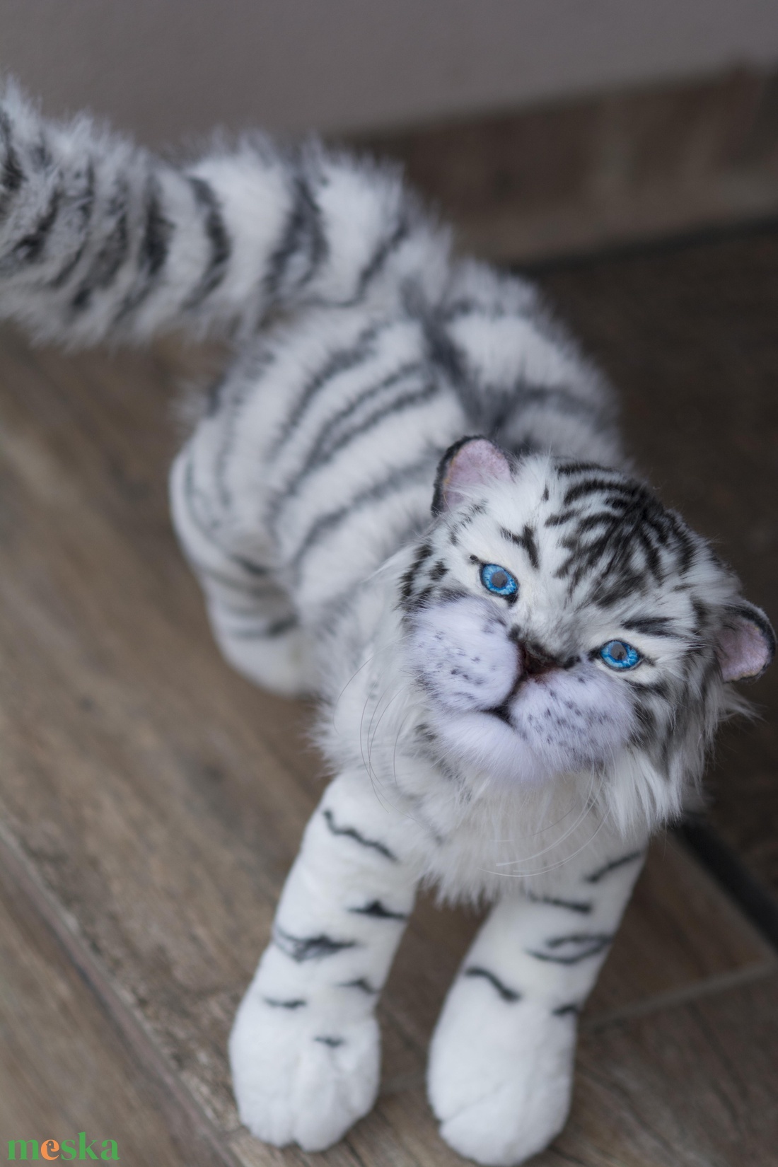 Élethű fehér tigris plüss állat, művész plüss tigris - játék & sport - plüssállat & játékfigura - cica - Meska.hu