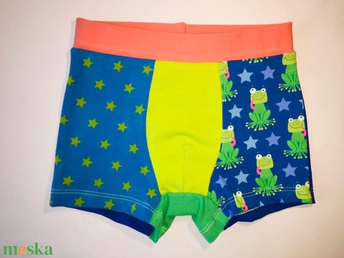 BENCE mókás béka és csillag mintás boxer 98-as és 110-es - ruha & divat - babaruha & gyerekruha - gyerek alsónemű - Meska.hu BENCE mókás béka és csillag mintás boxer 98-as és 110-es - ruha & divat - babaruha & gyerekruha - gyerek alsónemű - Meska.hu