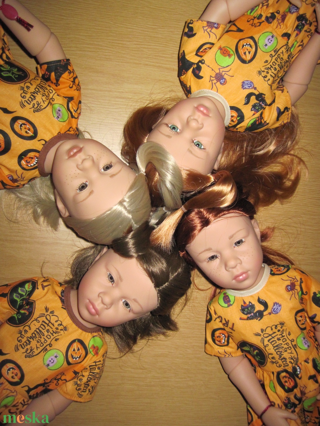 Halloween mintás babaruha 46-50 cm magas Götz babára - játék & sport - baba & babaház - babaruha, babakellék - Meska.hu Halloween mintás babaruha 46-50 cm magas Götz babára - játék & sport - baba & babaház - babaruha, babakellék - Meska.hu