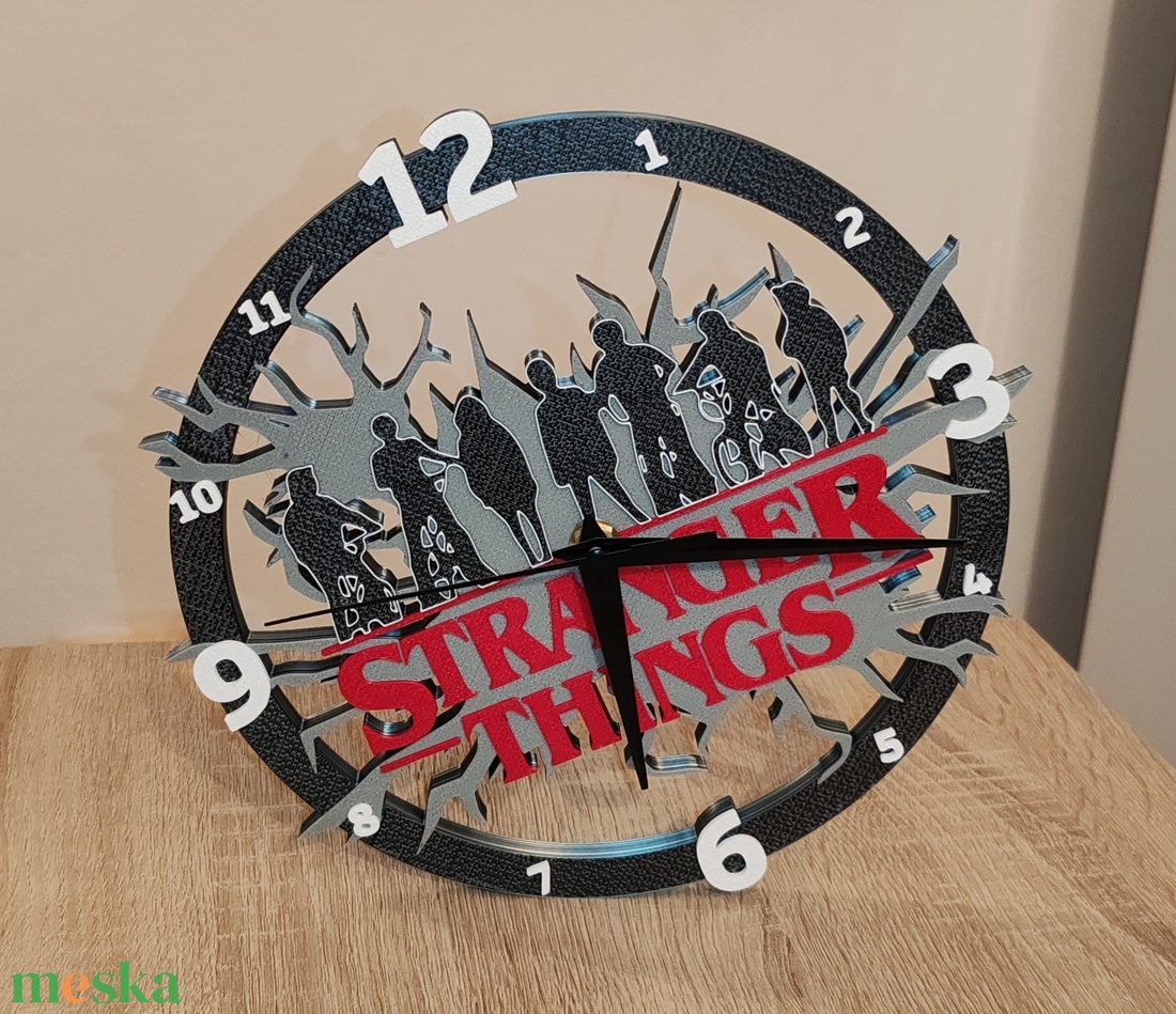 Stranger Things 3D falióra - otthon & életmód - dekoráció - fali és függő dekoráció - falióra & óra - Meska.hu
