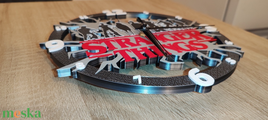 Stranger Things 3D falióra - otthon & életmód - dekoráció - fali és függő dekoráció - falióra & óra - Meska.hu