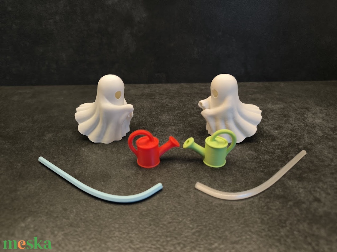 Cuki virág öntözős Szellem Polcdísz - otthon & életmód - dekoráció - asztal és polc dekoráció - asztaldísz - Meska.hu