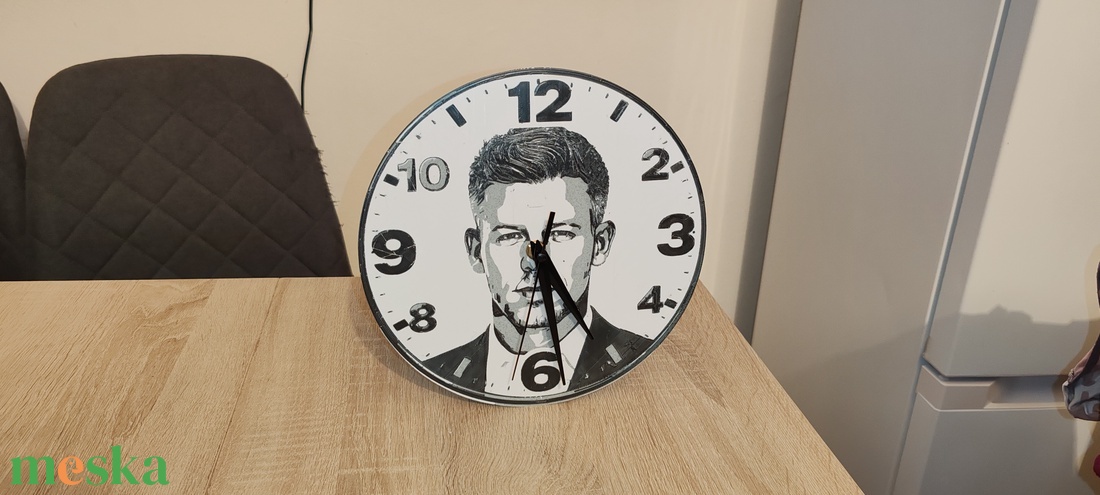 Magyar P�ter 3D falióra - otthon & életmód - dekoráció - fali és függő dekoráció - falióra & óra - Meska.hu