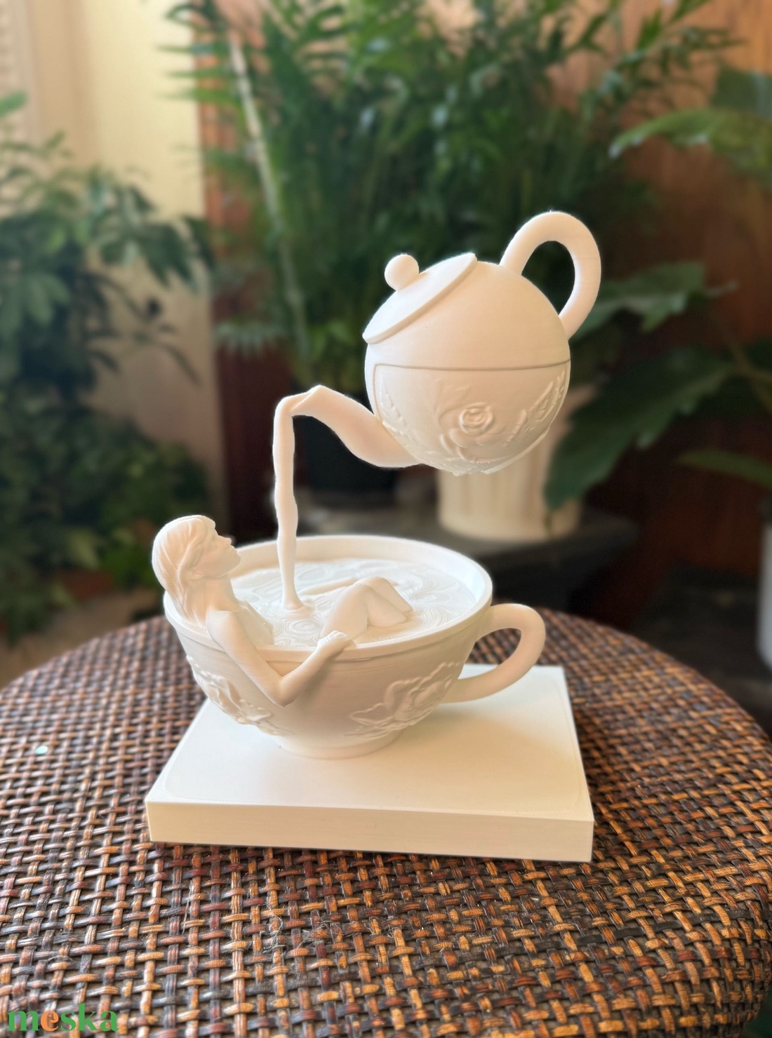 Szünet � nőalak teáscsészében 3D - otthon & életmód - konyhafelszerelés, tálalás - konyhai dekoráció - konyhai dísz - Meska.hu