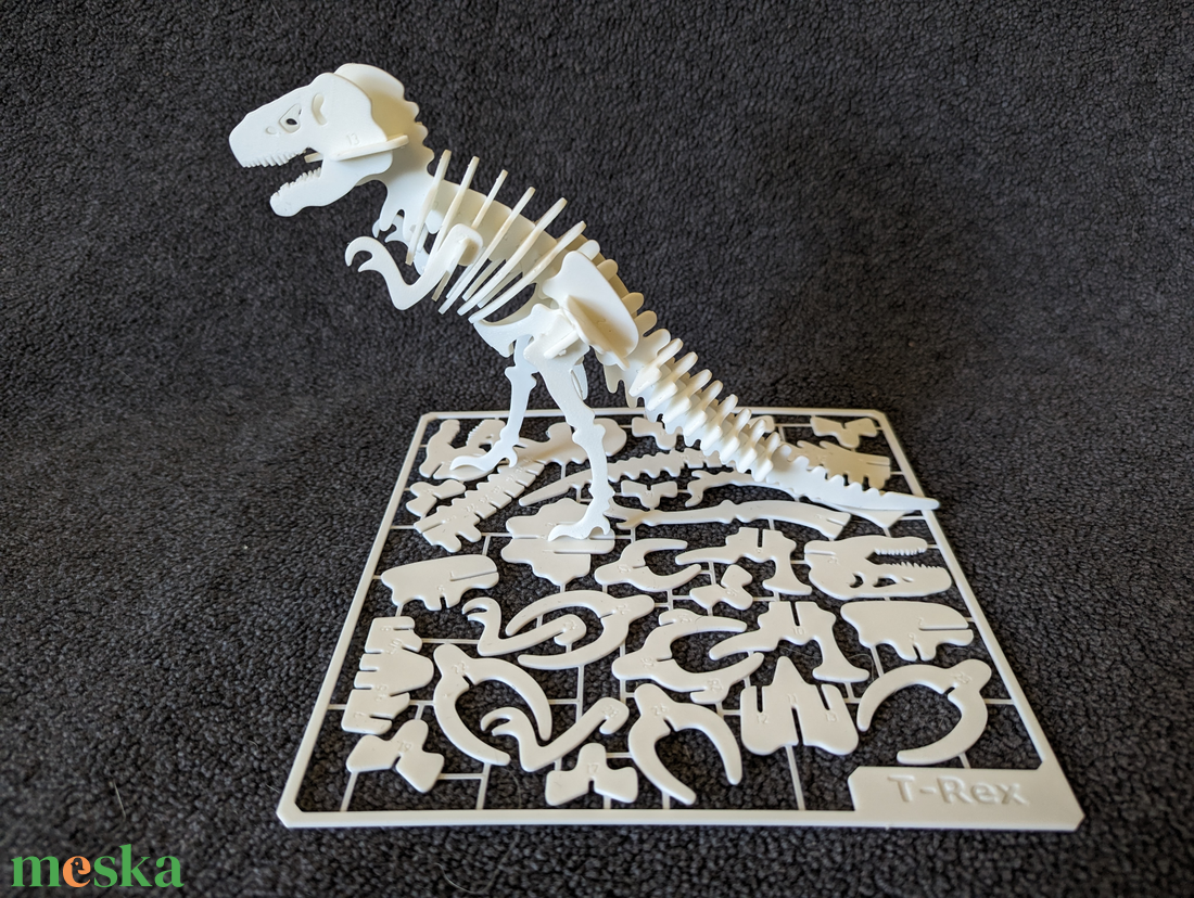 T-Rex csináld magad 3D - kellékek & szerszámok - dekorációs kellékek - figurák - Meska.hu
