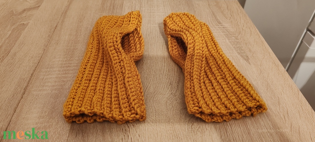 Kesztyű - Kézi kötésű ujjatlan mustársága - ruha & divat - sál, sapka, kendő - kesztyű - Meska.hu