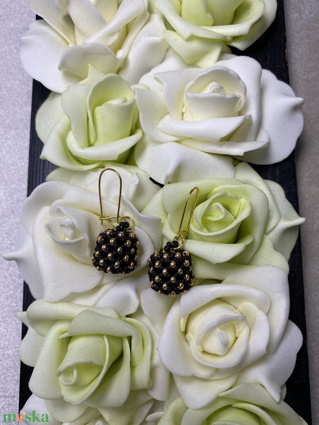 Elegáns gömb fülbevaló - ékszer - fülbevaló - lógós kerek fülbevaló - Meska.hu Elegáns gömb fülbevaló - ékszer - fülbevaló - lógós kerek fülbevaló - Meska.hu