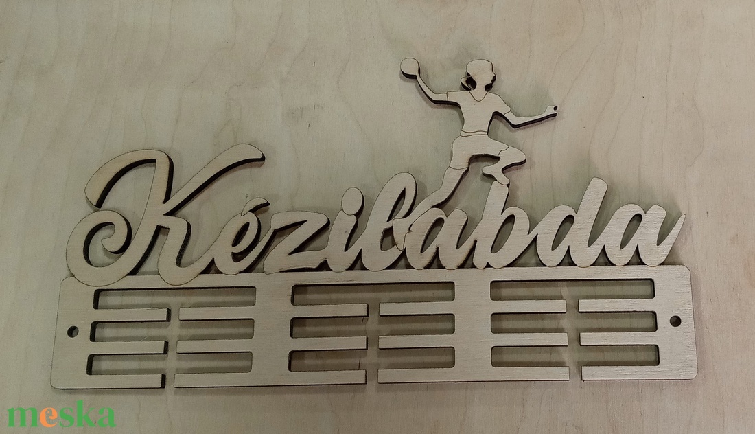 Éremtartó kézilabdás - otthon & életmód - dekoráció - fali és függő dekoráció - fali kulcstartó - Meska.hu Éremtartó kézilabdás - otthon & életmód - dekoráció - fali és függő dekoráció - fali kulcstartó - Meska.hu