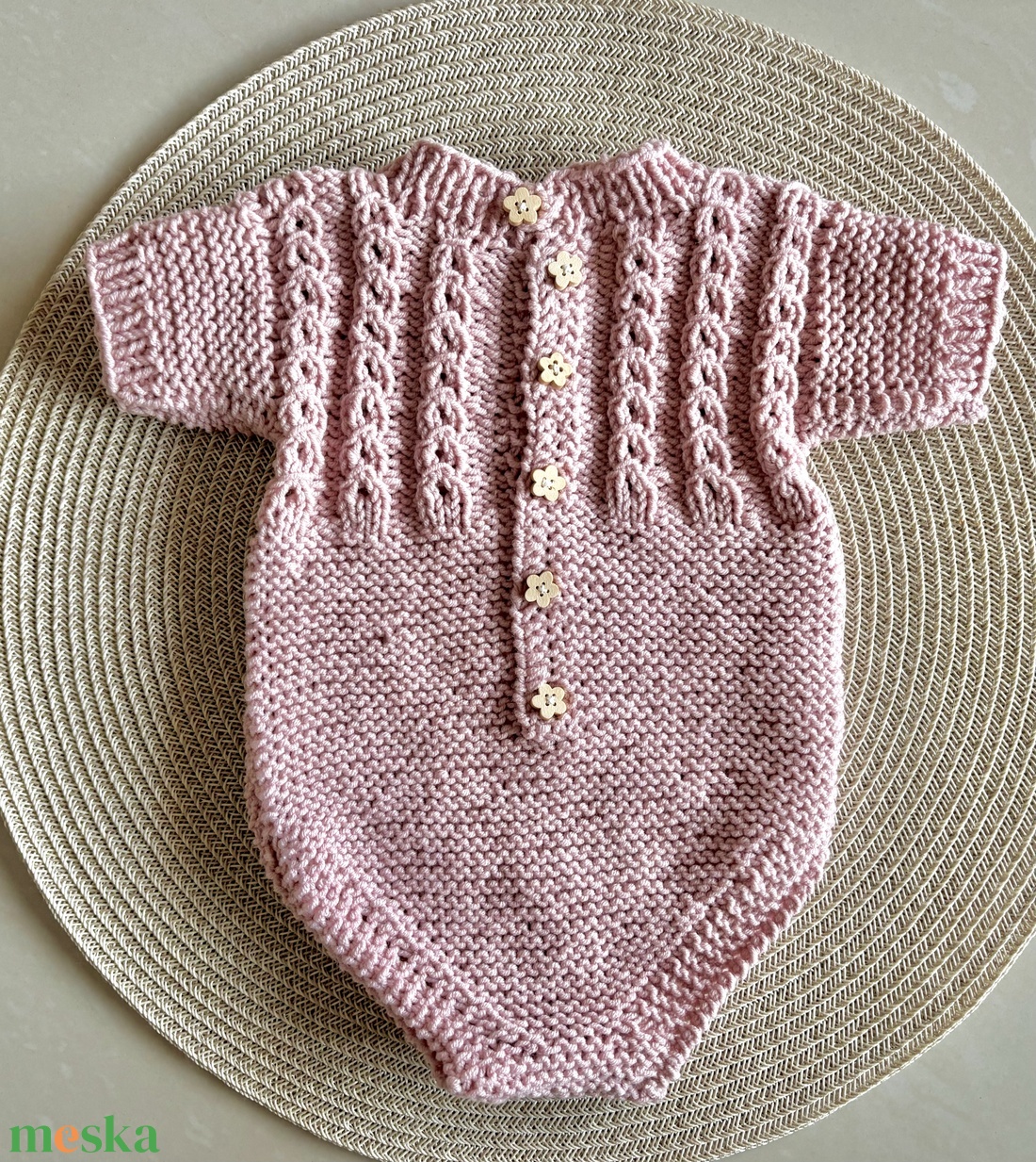 Újszülött baby, kötött body - ruha & divat - babaruha & gyerekruha - babafotózási ruha és kellék - Meska.hu Újszülött baby, kötött body - ruha & divat - babaruha & gyerekruha - babafotózási ruha és kellék - Meska.hu