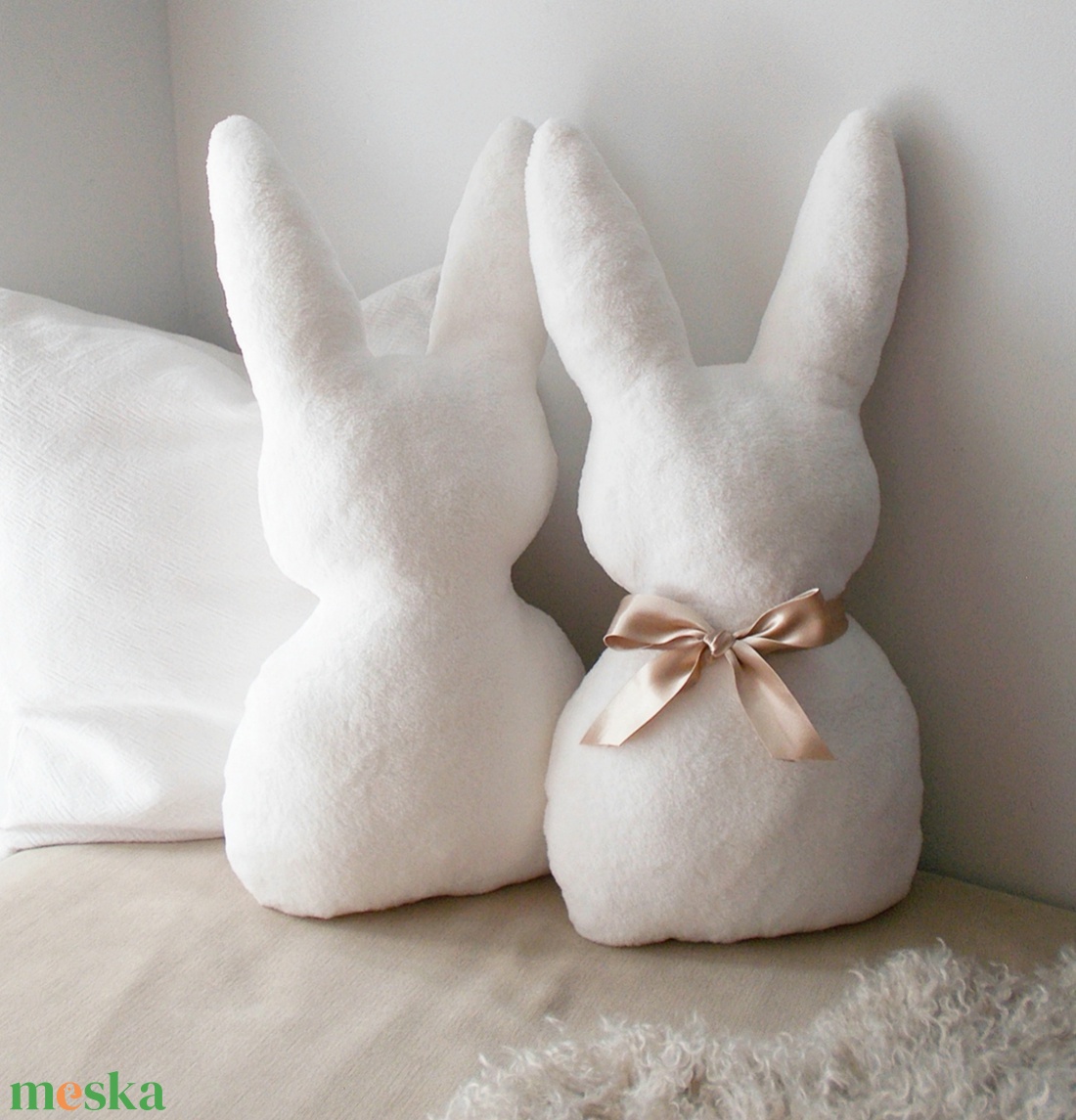 Nyuszi formájú díszpárna/törtfehér  - otthon & életmód - lakástextil - párna & párnahuzat - díszpárna (belsővel együtt) - Meska.hu