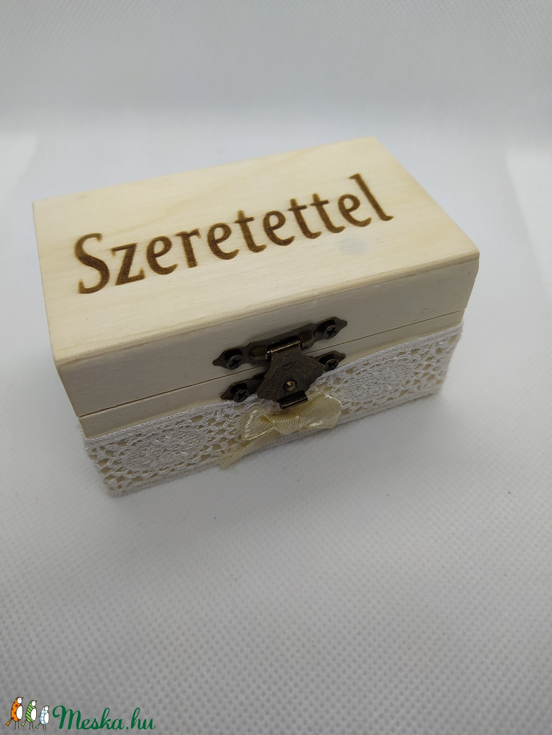 Szeretettel ajándékdoboz - otthon & lakás - dekoráció - díszdoboz - Meska.hu Szeretettel ajándékdoboz - otthon & lakás - dekoráció - díszdoboz - Meska.hu