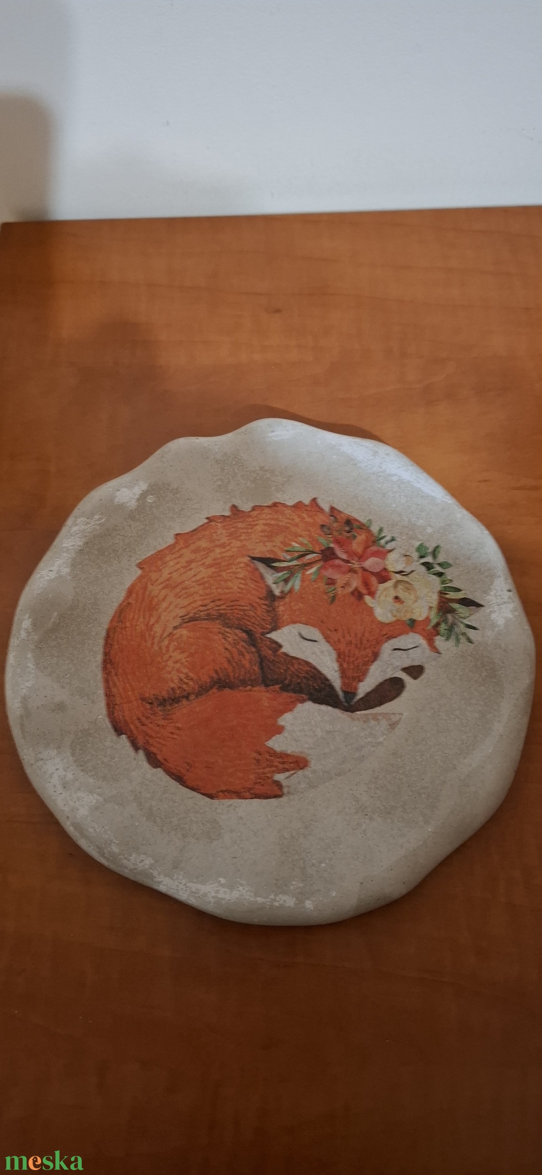 Beton tányér- róka - otthon & életmód - dekoráció - fali és függő dekoráció - falra akasztható dekor - Meska.hu