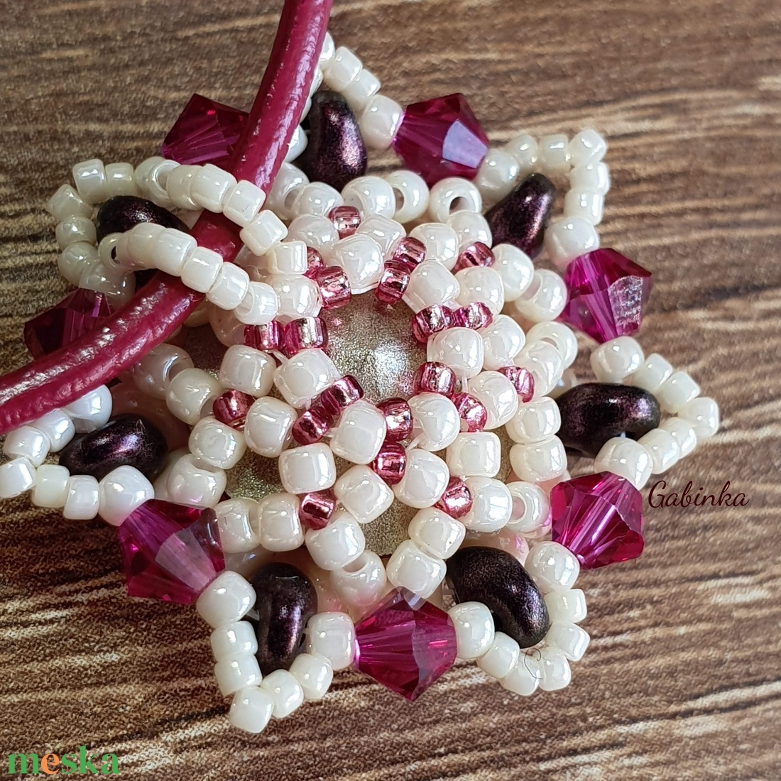 Pink medál nyaklánccal - ékszer - nyaklánc - medálos nyaklánc - Meska.hu