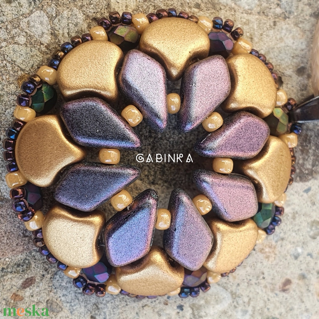 Óarany rozetta medál nyaklánccal - ékszer - nyaklánc - medálos nyaklánc - Meska.hu