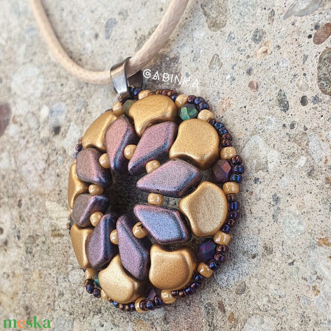 Óarany rozetta medál nyaklánccal - ékszer - nyaklánc - medálos nyaklánc - Meska.hu