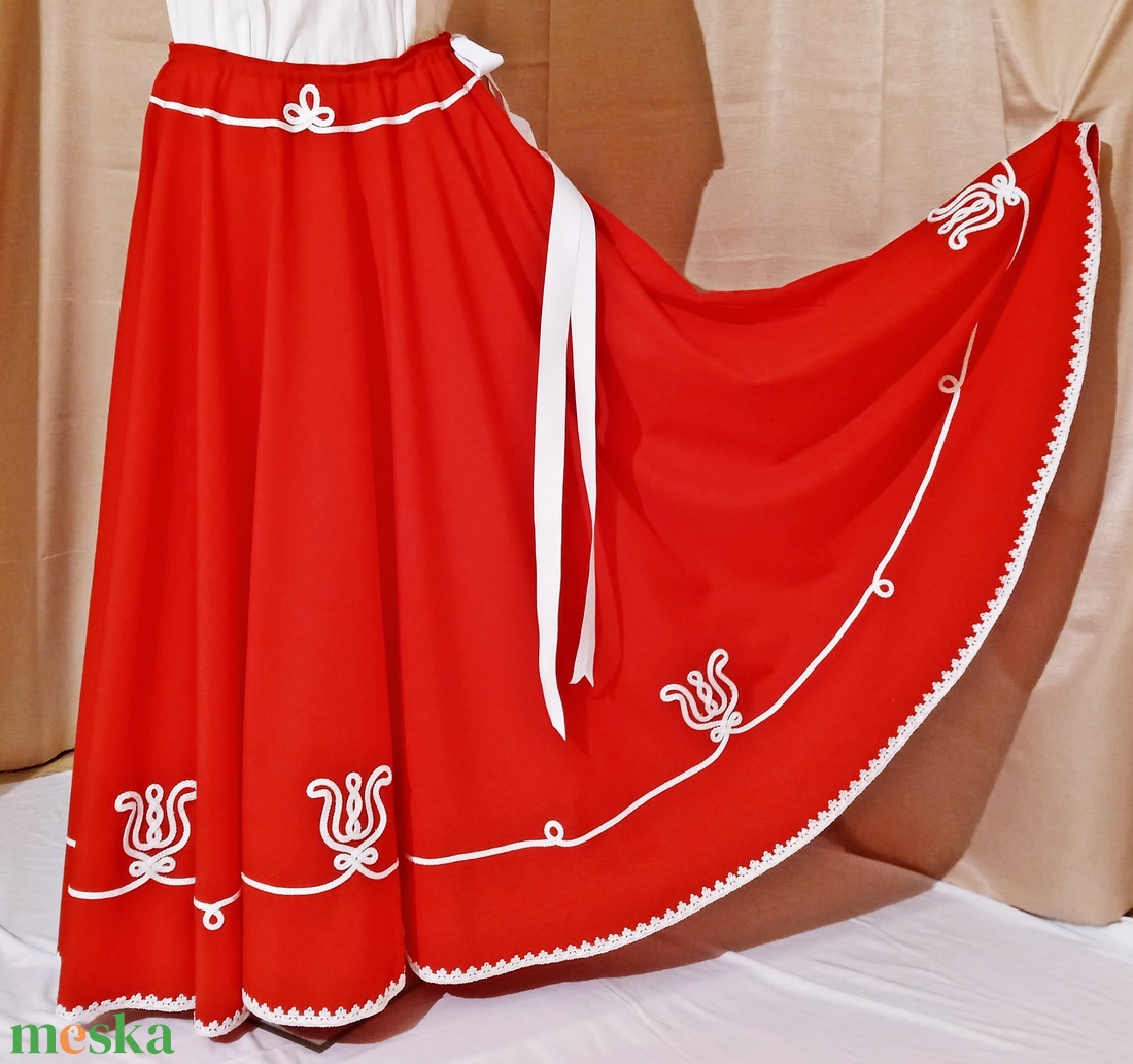 Hagyományőrző viselet, lovagló szoknya - ruha & divat - női ruha - szoknya - Meska.hu