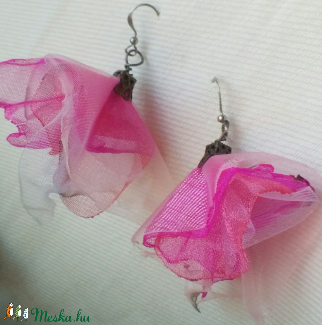 Szellő szárnyán (organza fülbevaló) - ékszer - fülbevaló - lógó fülbevaló - Meska.hu Szellő szárnyán (organza fülbevaló) - ékszer - fülbevaló - lógó fülbevaló - Meska.hu