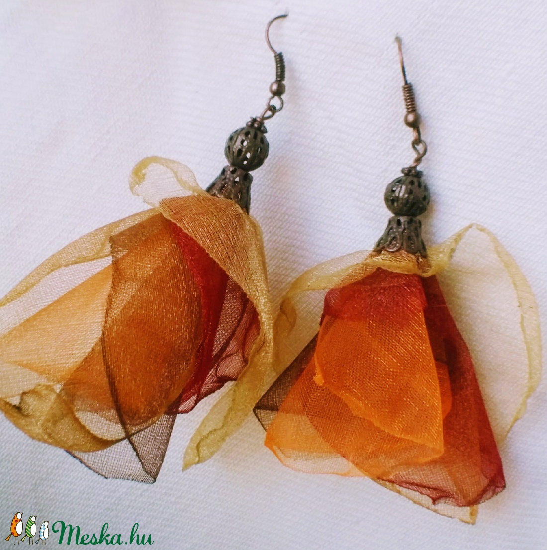 Szellő szárnyán (organza fülbevaló) - ékszer - fülbevaló - lógó fülbevaló - Meska.hu Szellő szárnyán (organza fülbevaló) - ékszer - fülbevaló - lógó fülbevaló - Meska.hu