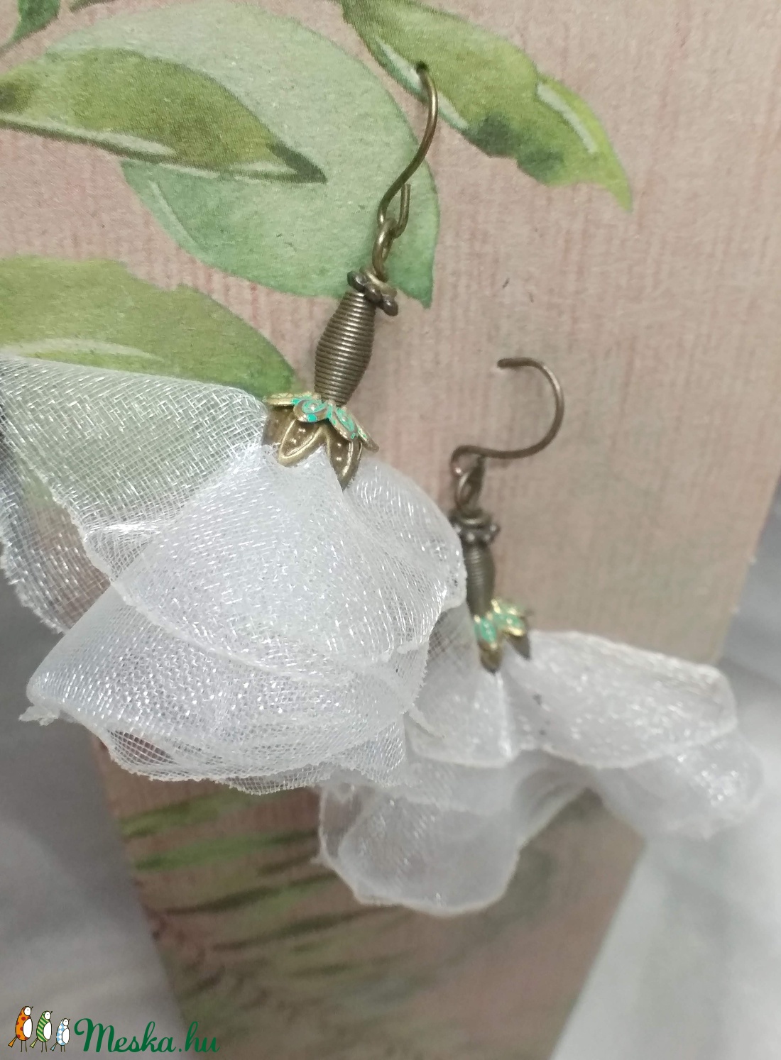 Szellő szárnyán (organza fülbevaló) - esküvő - ékszer - fülbevaló - Meska.hu Szellő szárnyán (organza fülbevaló) - esküvő - ékszer - fülbevaló - Meska.hu