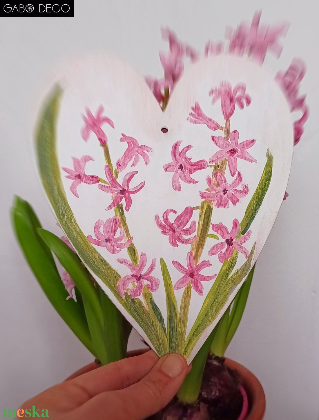 Mandulavirágos és jácintos tavaszi akrillal festett fa szív - művészet - festmény - akril - Meska.hu