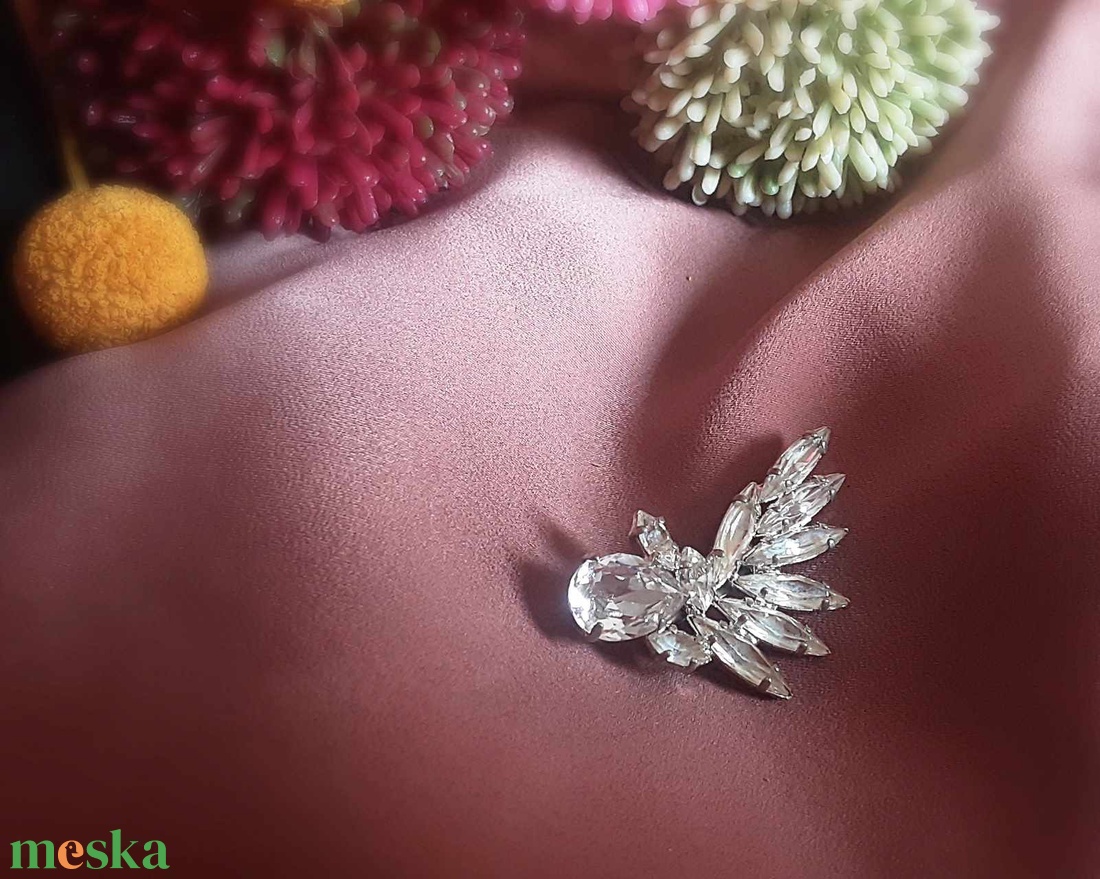 AKCIÓS Angyalszárny kitűző, bross - ékszer - kitűző és bross - kitűző - Meska.hu
