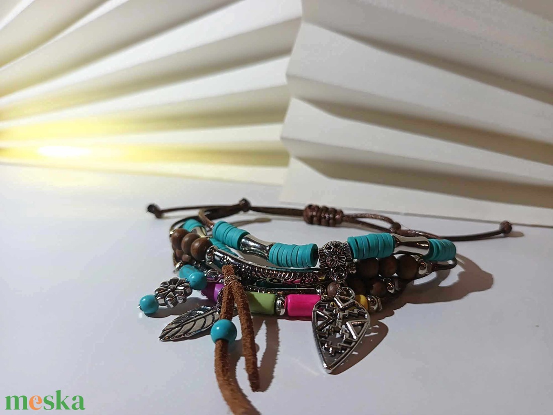 Boho stílusú karkötő - ékszer - karkötő - charm karkötő - Meska.hu Boho stílusú karkötő - ékszer - karkötő - charm karkötő - Meska.hu