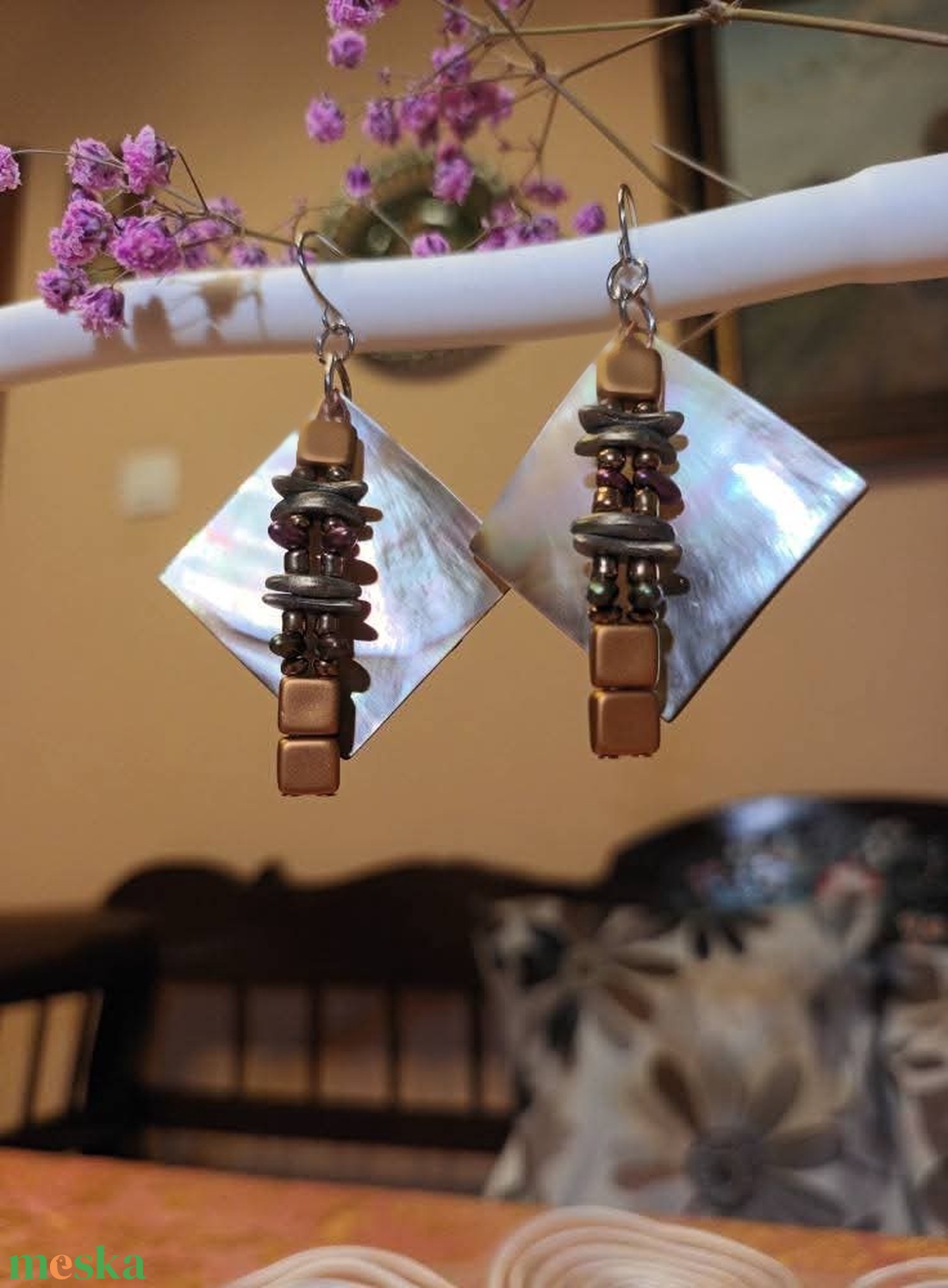 Kagylós-gyöngyös fülbevaló - ékszer - fülbevaló - lógó fülbevaló - Meska.hu