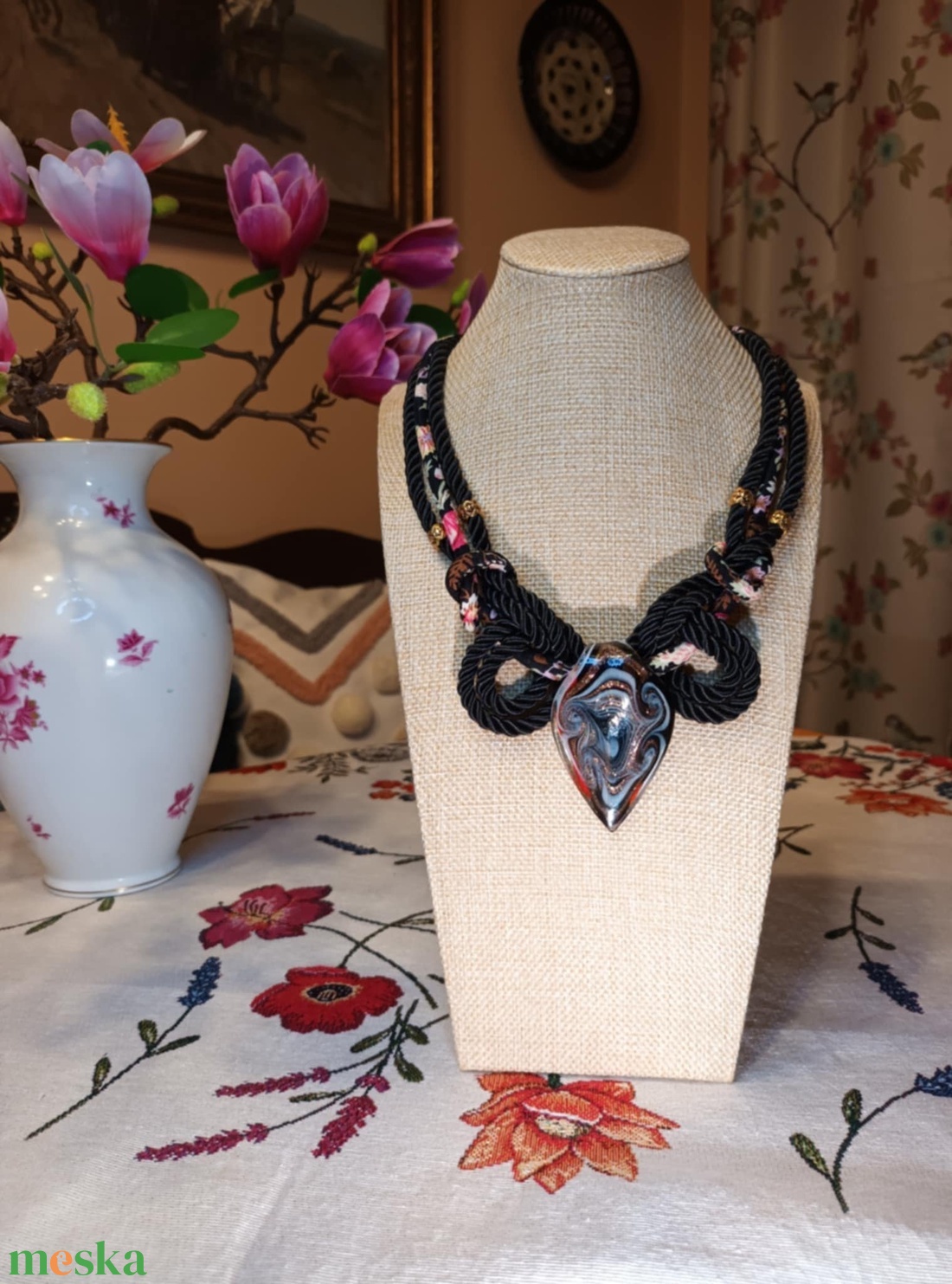 'Fekete Örvény' - zsinóros nyaklánc - ékszer - nyaklánc - medálos nyaklánc - Meska.hu