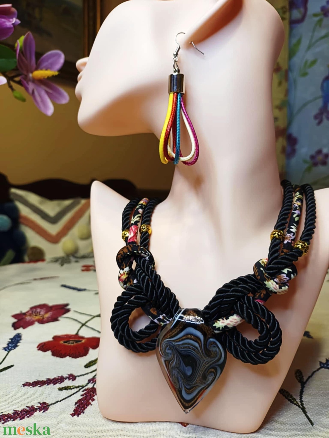 'Fekete Örvény' - zsinóros nyaklánc - ékszer - nyaklánc - medálos nyaklánc - Meska.hu