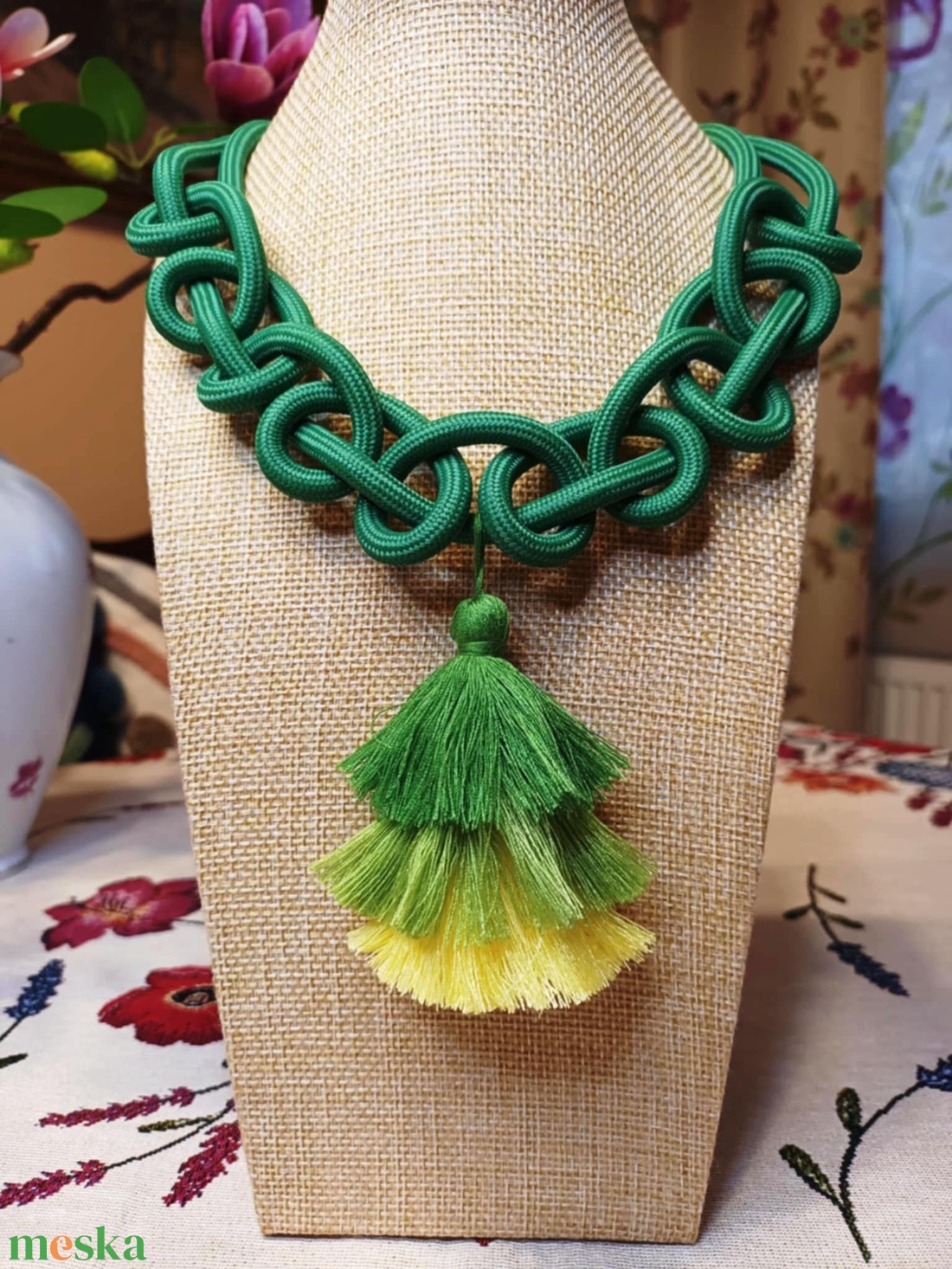 Fiona - zsinóros nyakék - ékszer - nyaklánc - medálos nyaklánc - Meska.hu