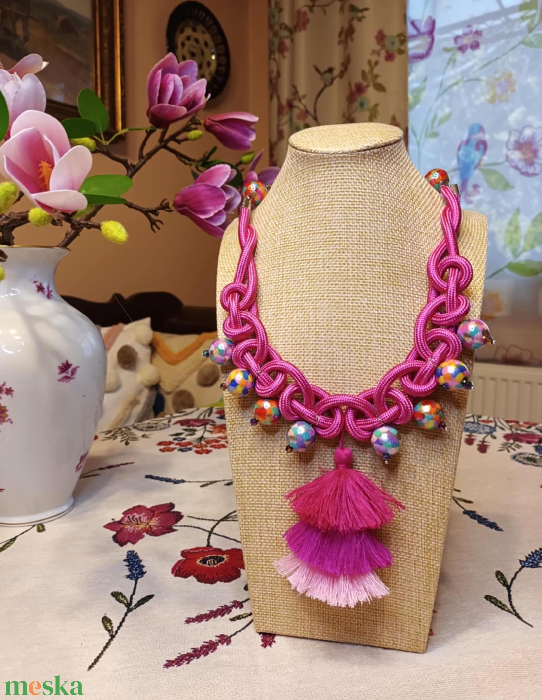 FRÉZIA  zsinóros gyöngyös nyakék - ékszer - nyaklánc - medálos nyaklánc - Meska.hu