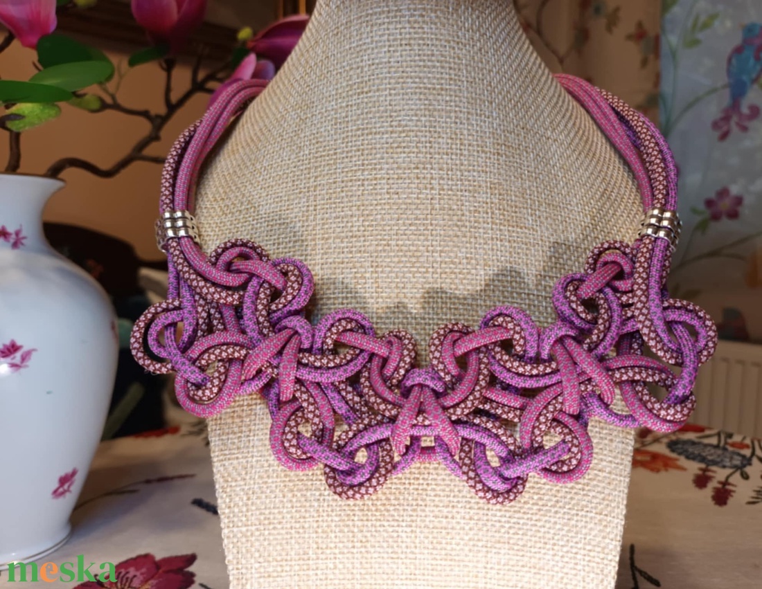 Kincs Ő  zsinóros nyakék - ékszer - nyaklánc - medál nélküli nyaklánc - Meska.hu