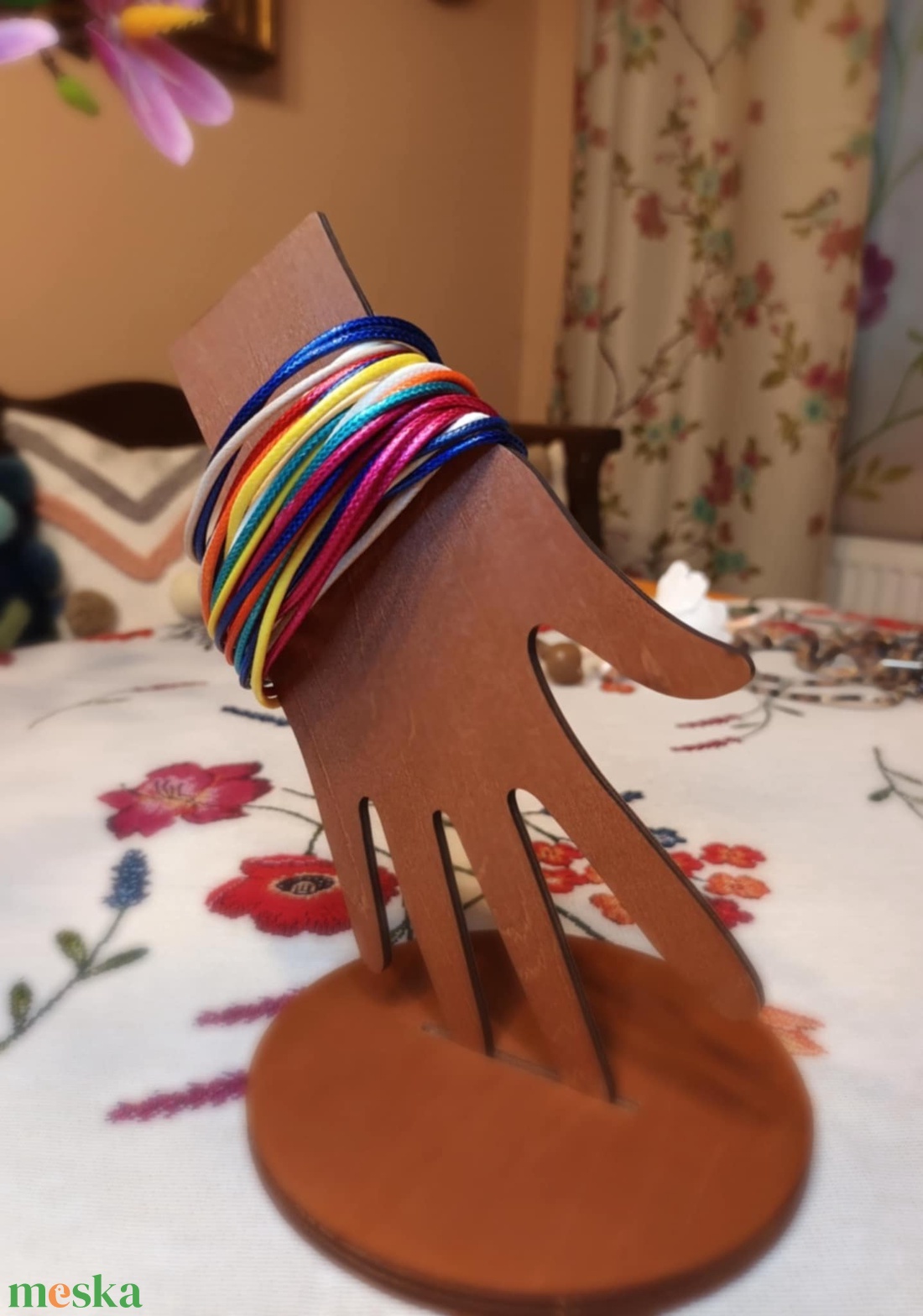 Sokszínű mágneskapcsos karkötő - ékszer - karkötő - széles karkötő - Meska.hu