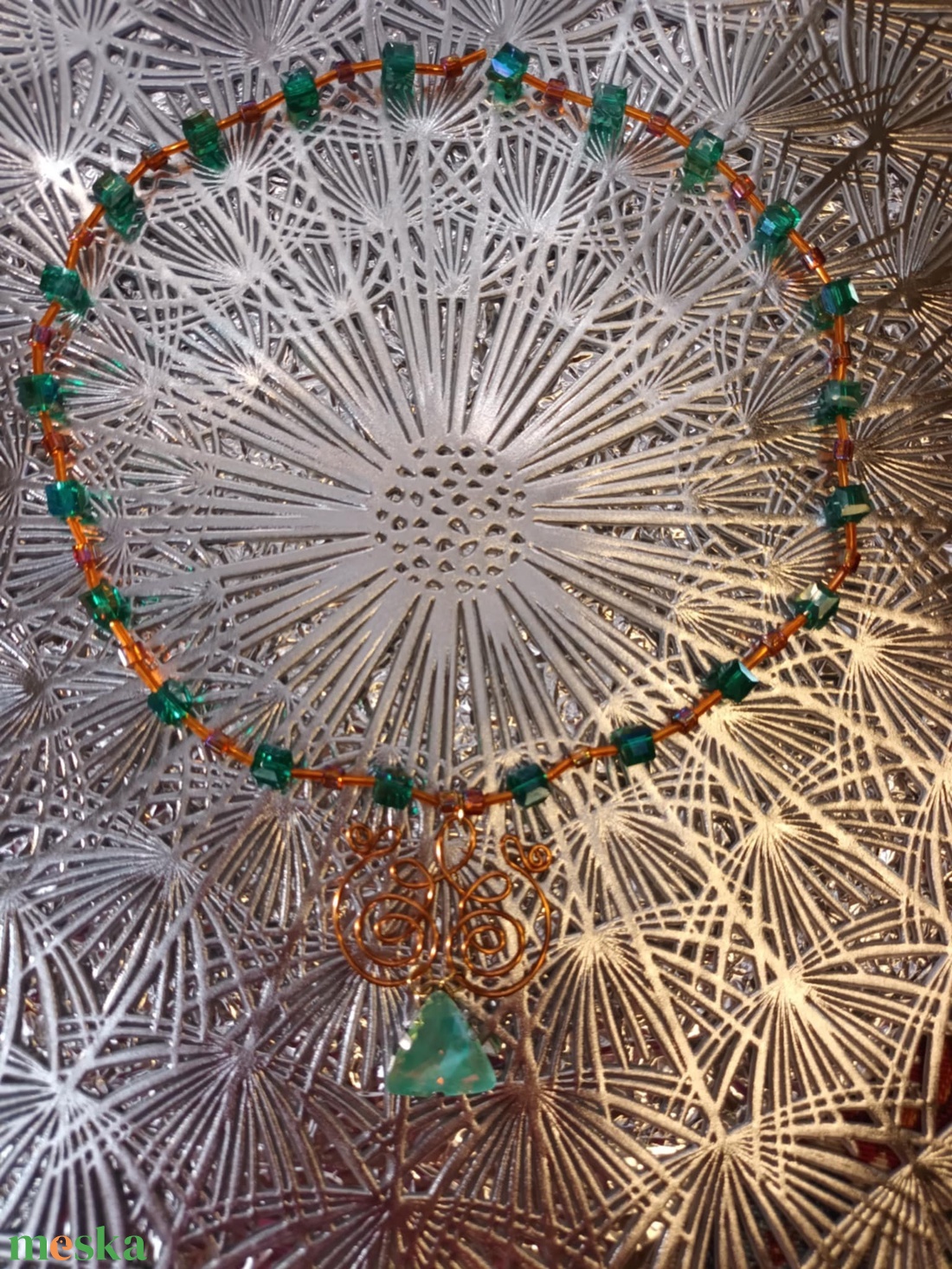 Aurora üveggyöngyös nyaklánc medállal - ékszer - nyaklánc - medálos nyaklánc - Meska.hu